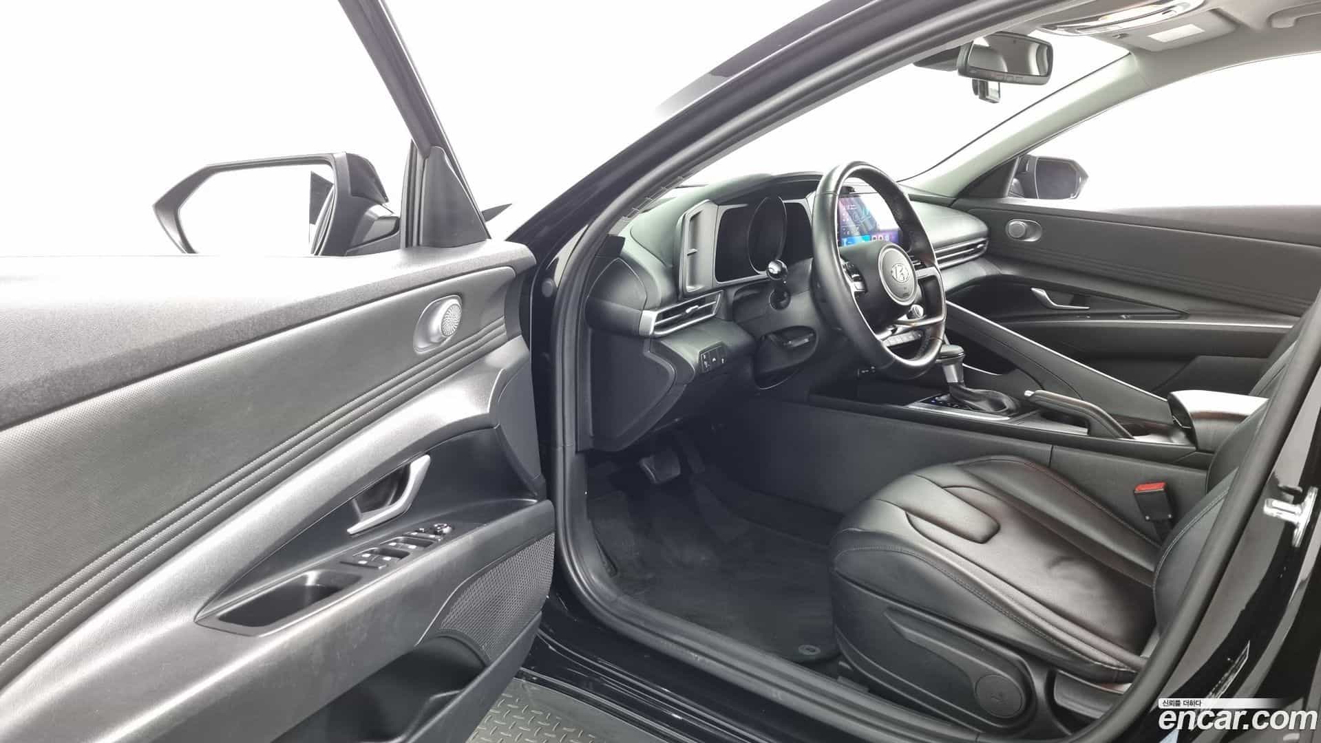 AVANTE Hyundai 2020.8-OPTION-015