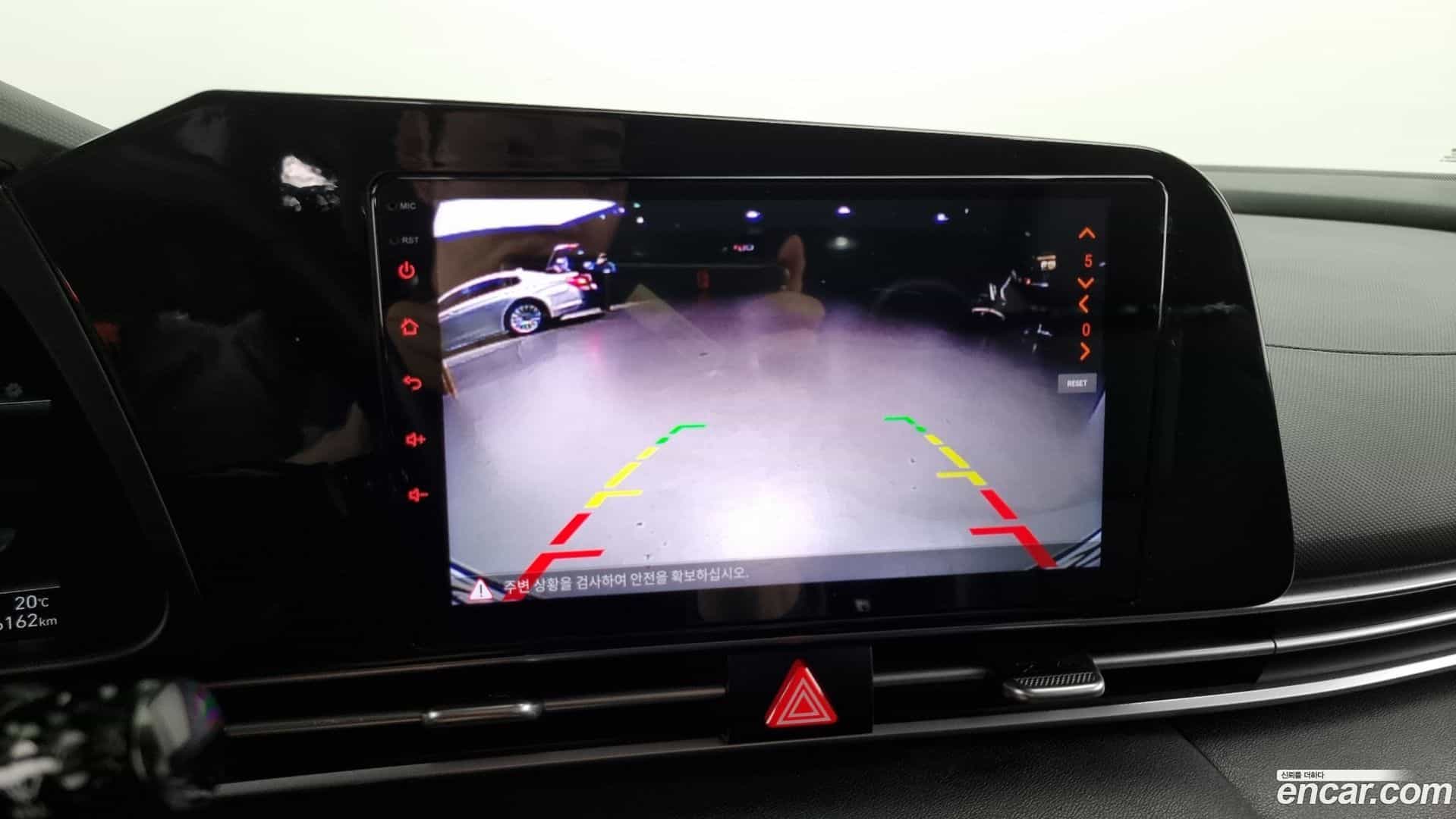 AVANTE Hyundai 2020.8-OPTION-019