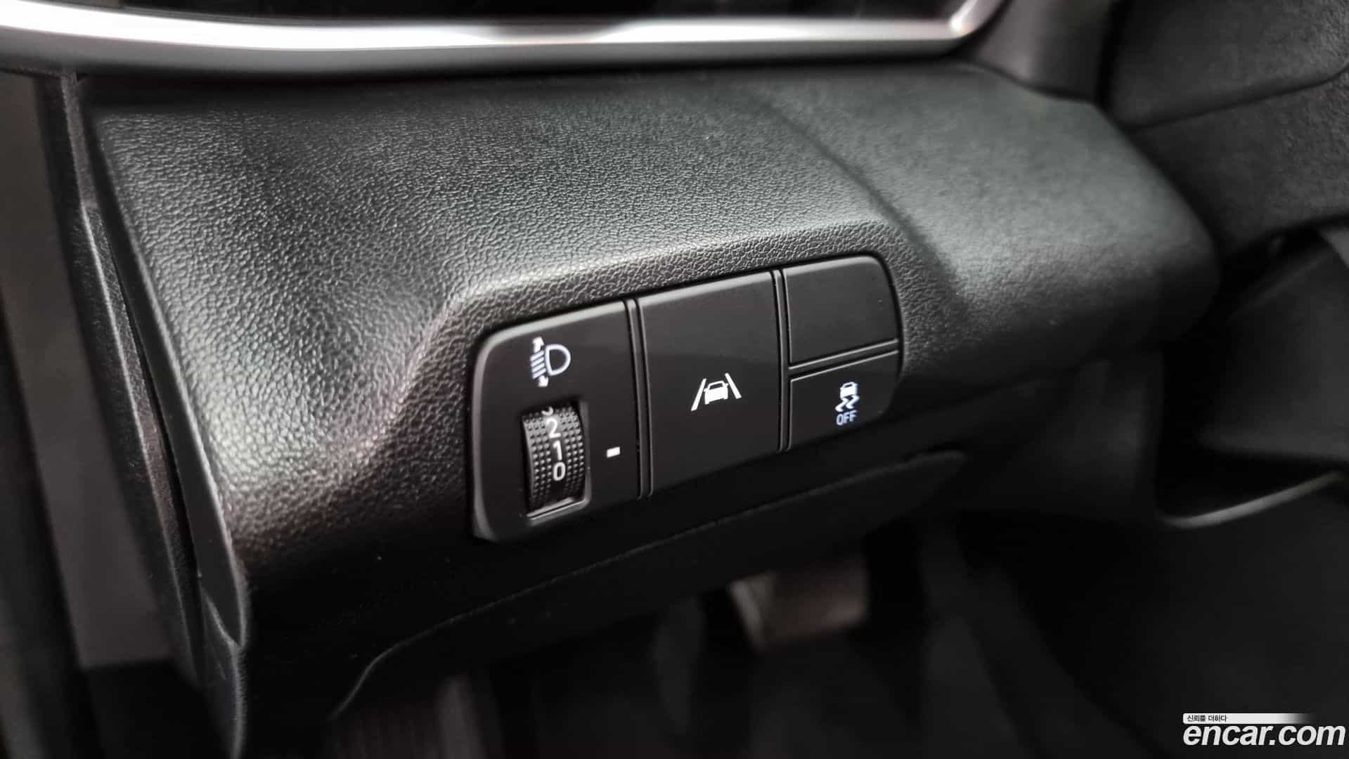 AVANTE Hyundai 2020.8-OPTION-020