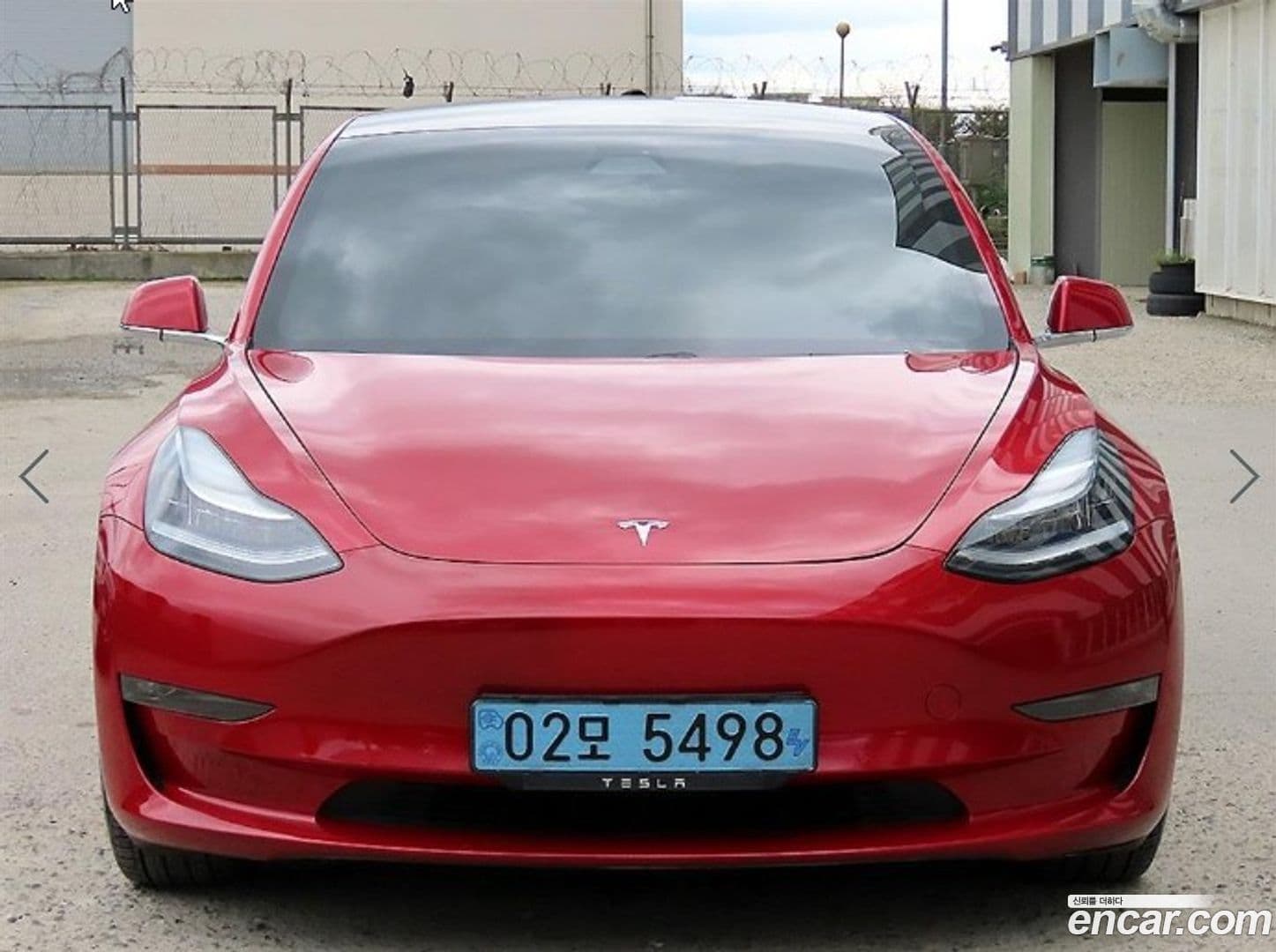 Main__Slider__Photo:Model 3 Tesla 2020.0-0