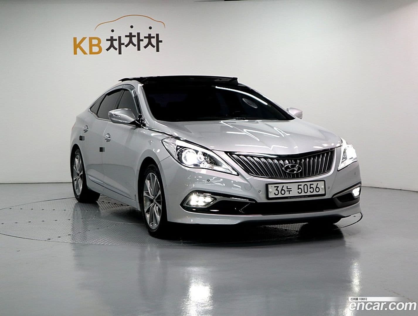 Main__Slider__Photo:Grandeur Hyundai 2014.6-0