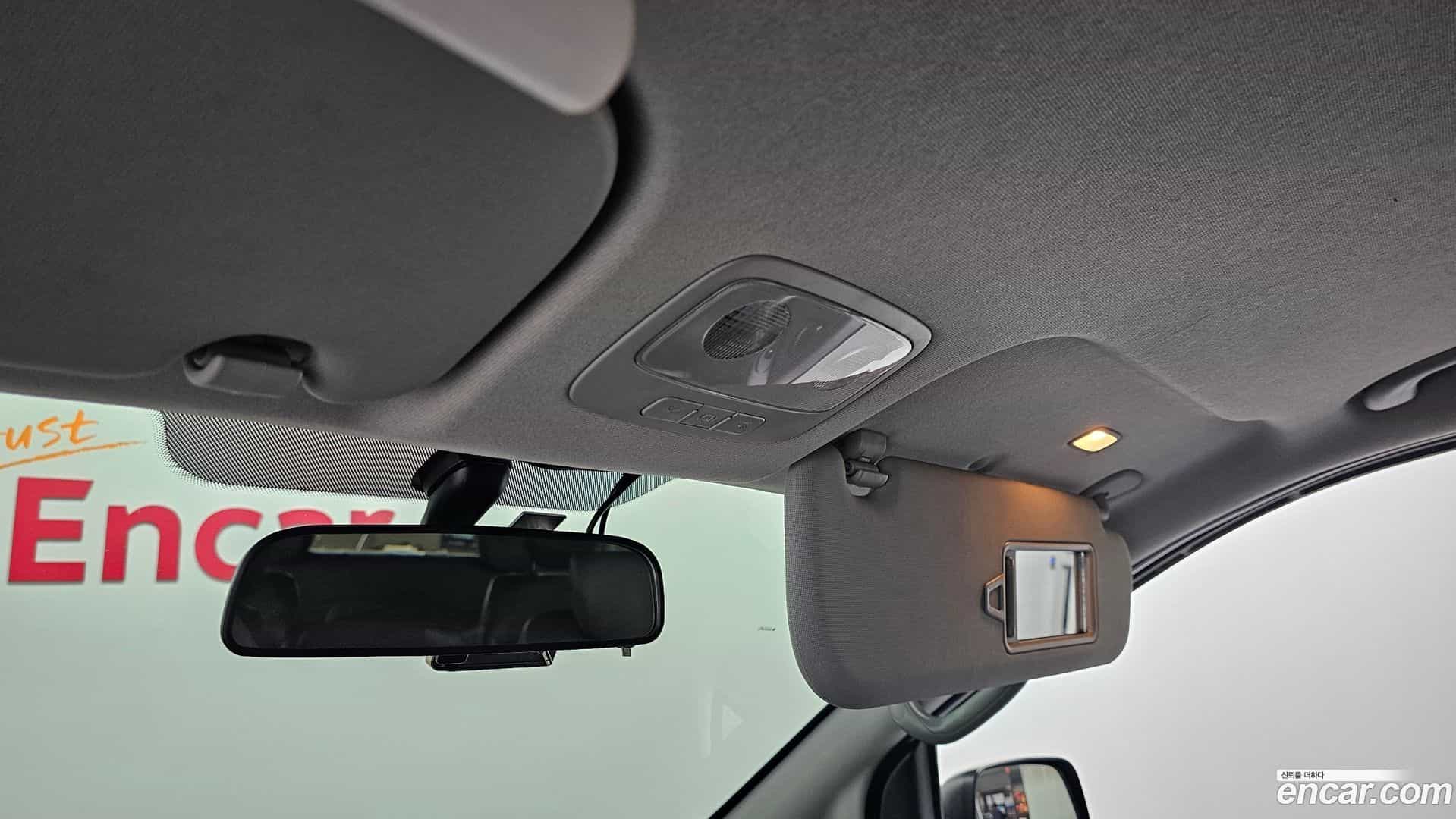 Starex Hyundai 2017.10-OPTION-023