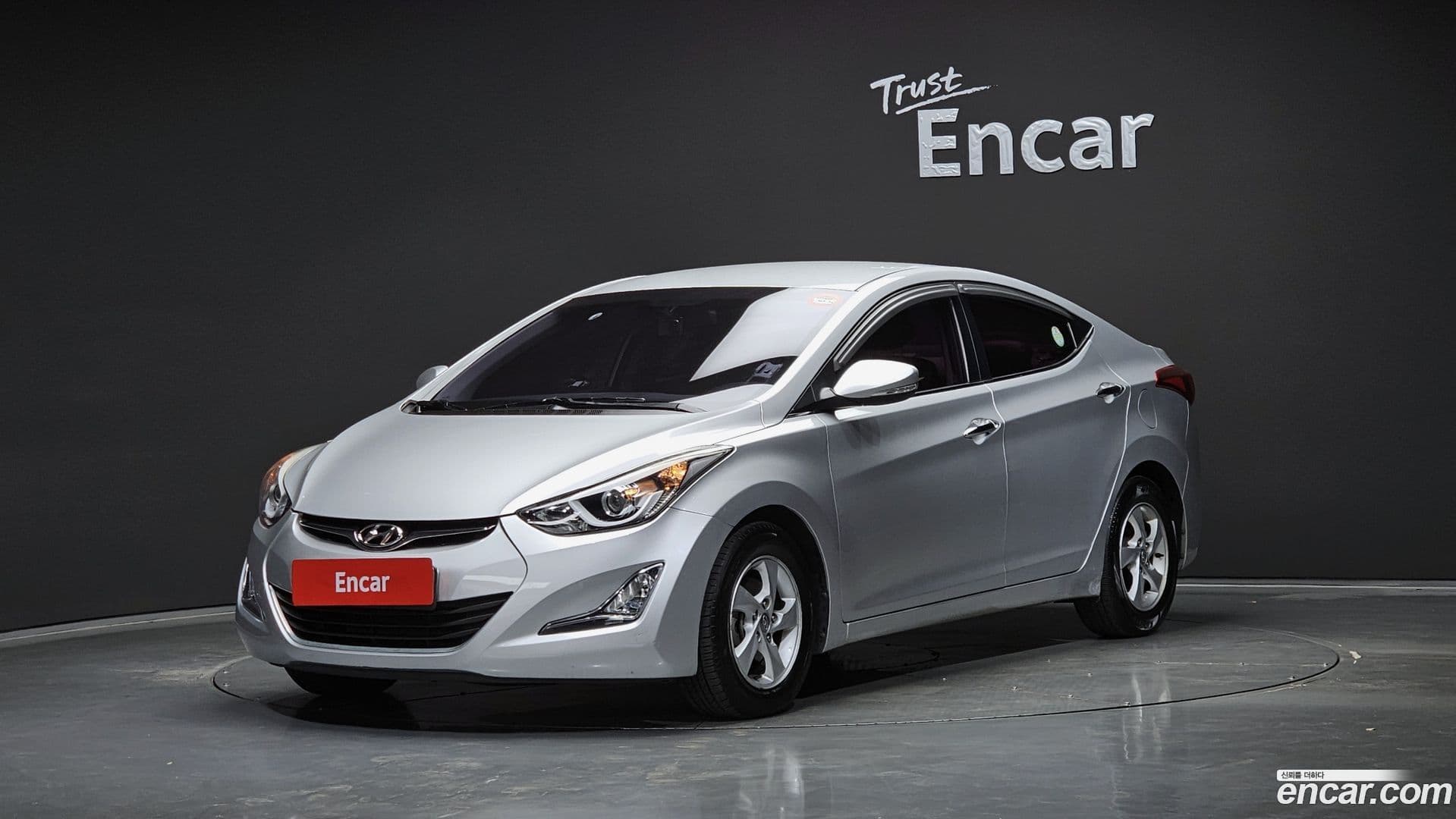 Main__Slider__Photo:AVANTE Hyundai 2014.1-0