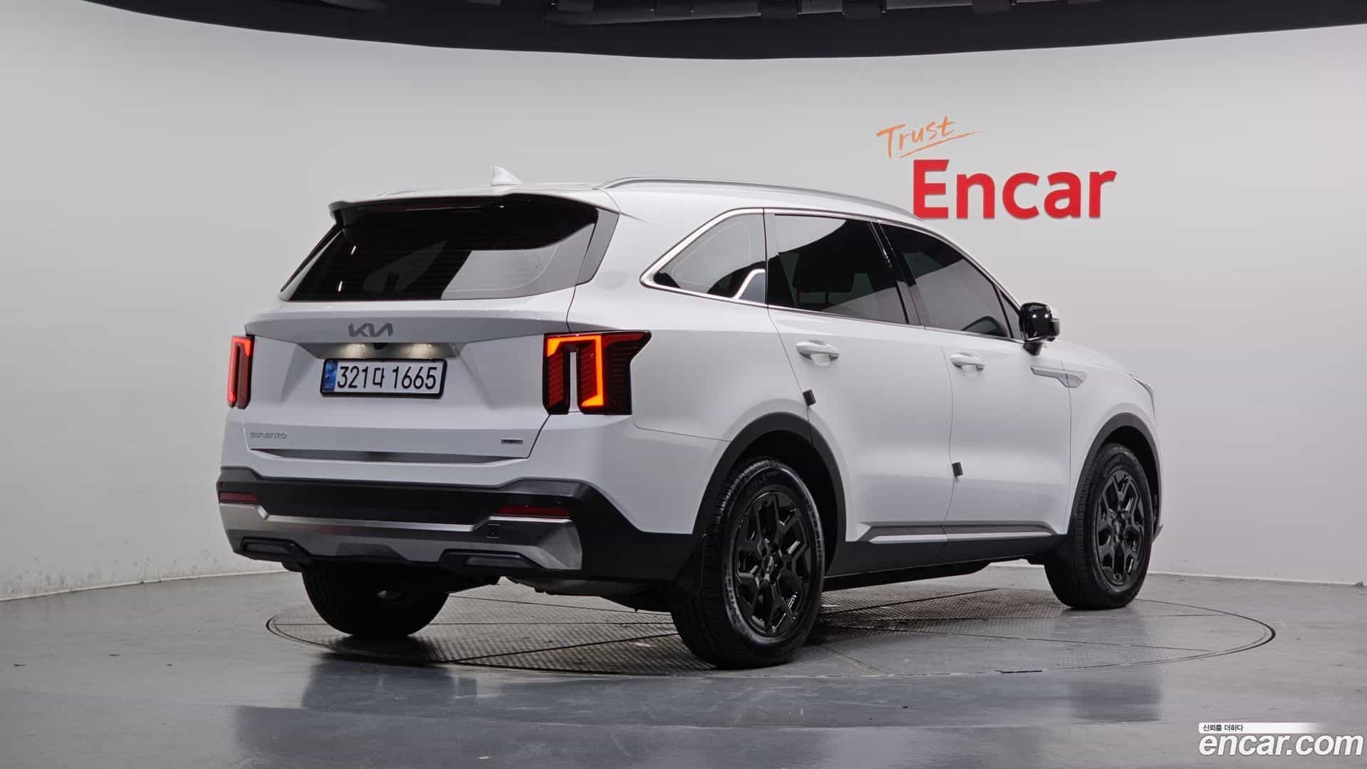 Sorento Kia 2024.1-OUTER-2