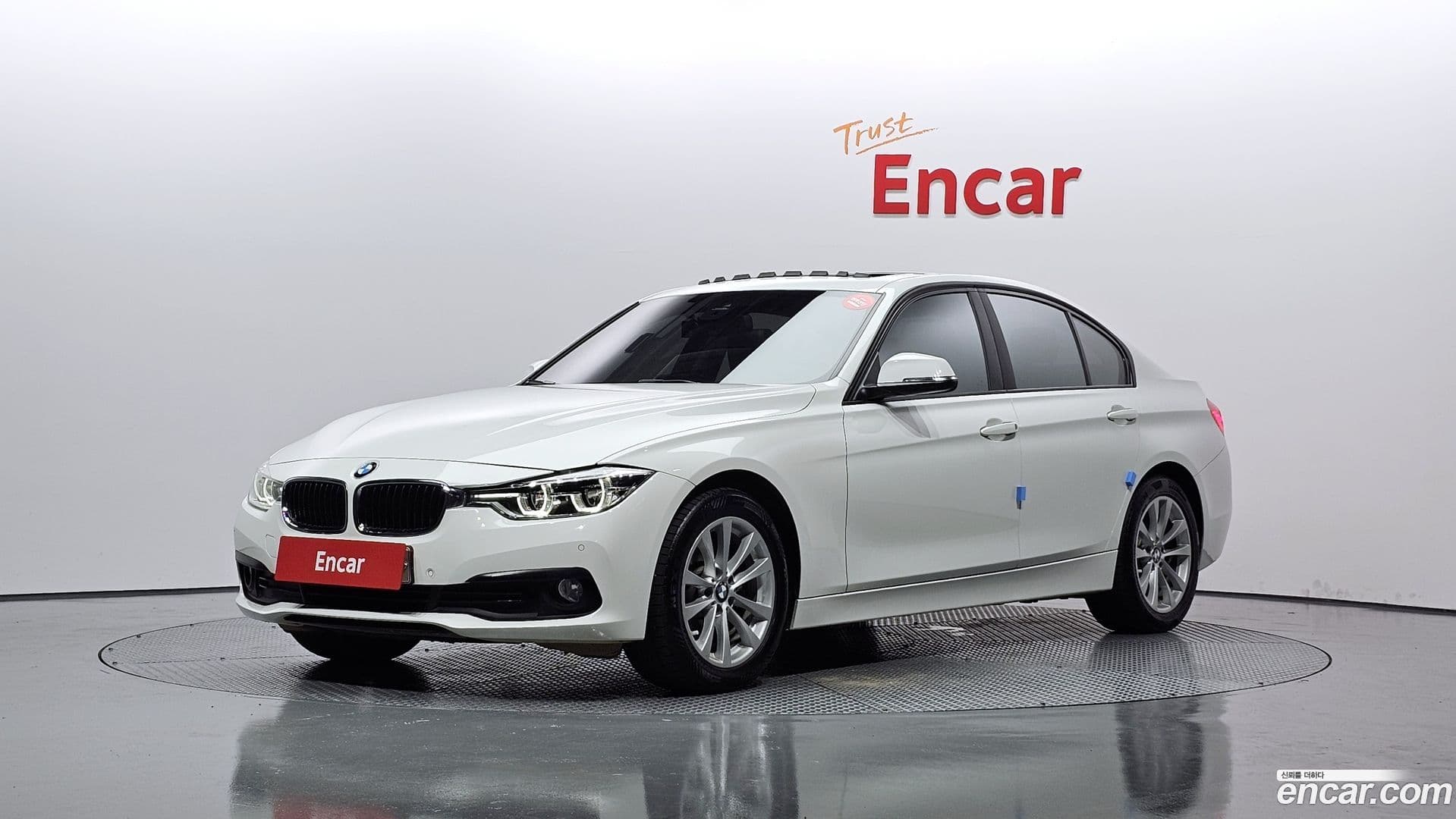 Main__Slider__Photo:3-Series BMW 2018.3-0