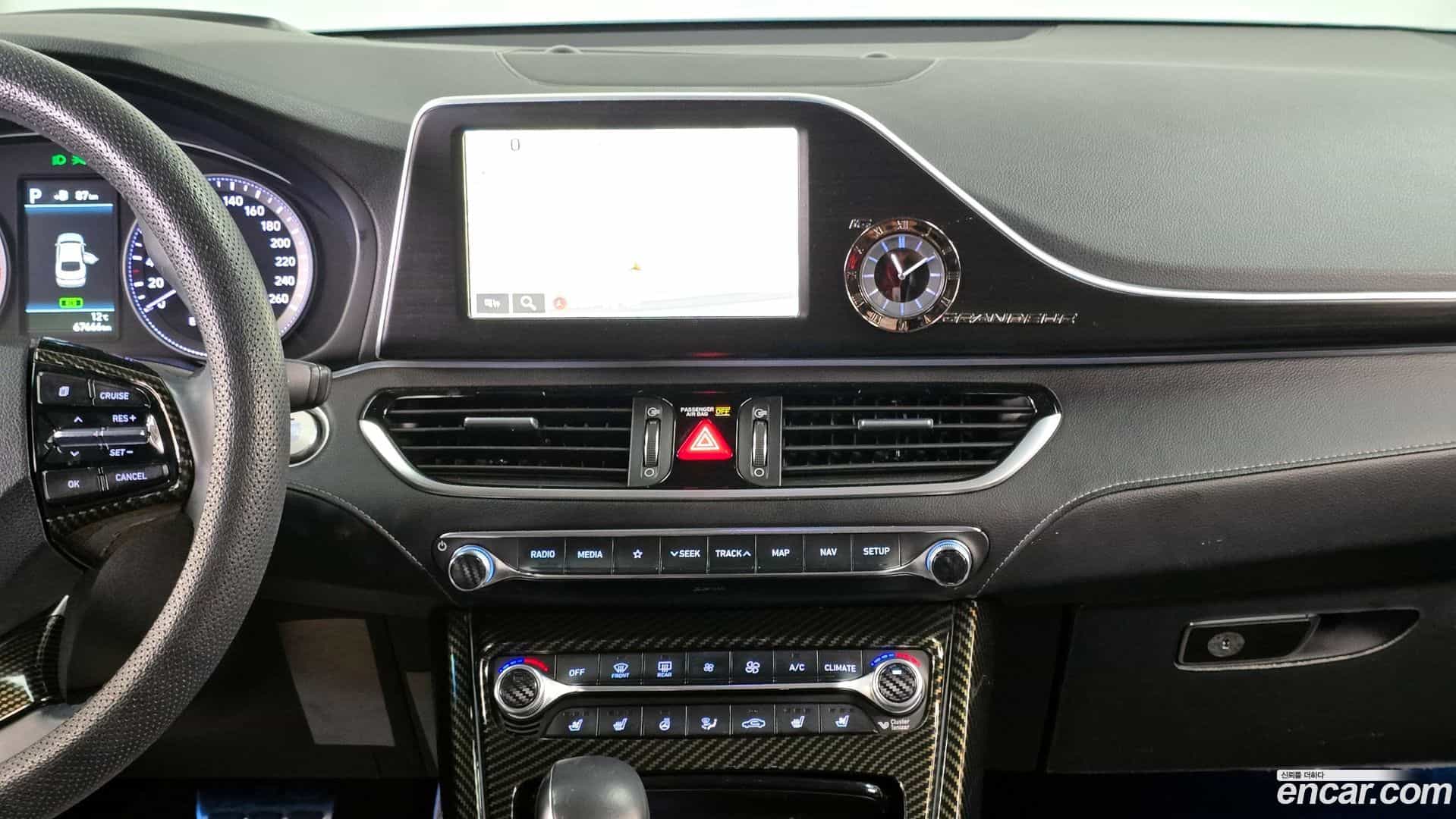 Grandeur Hyundai 2016.11-OPTION-018