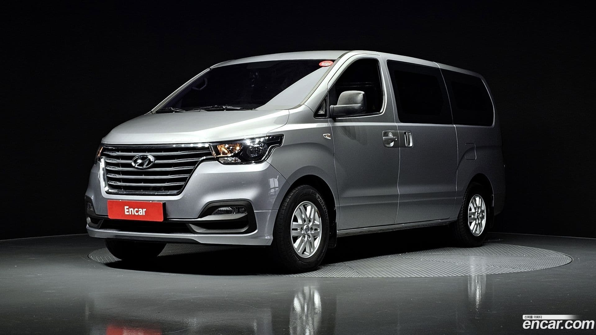 Main__Slider__Photo:Starex Hyundai 2019.6-0