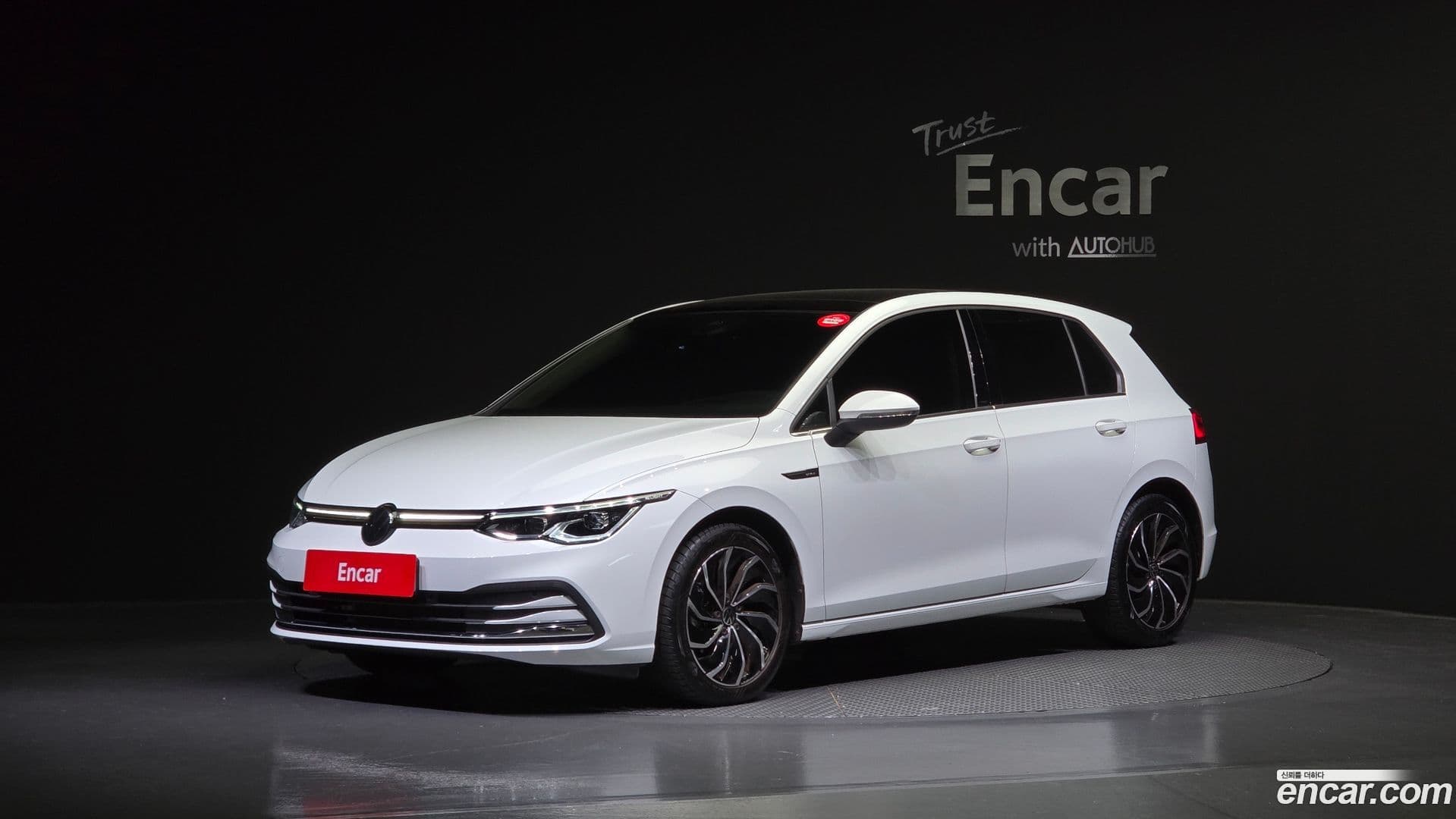 Main__Slider__Photo:Golf Volkswagen 2023.7-0