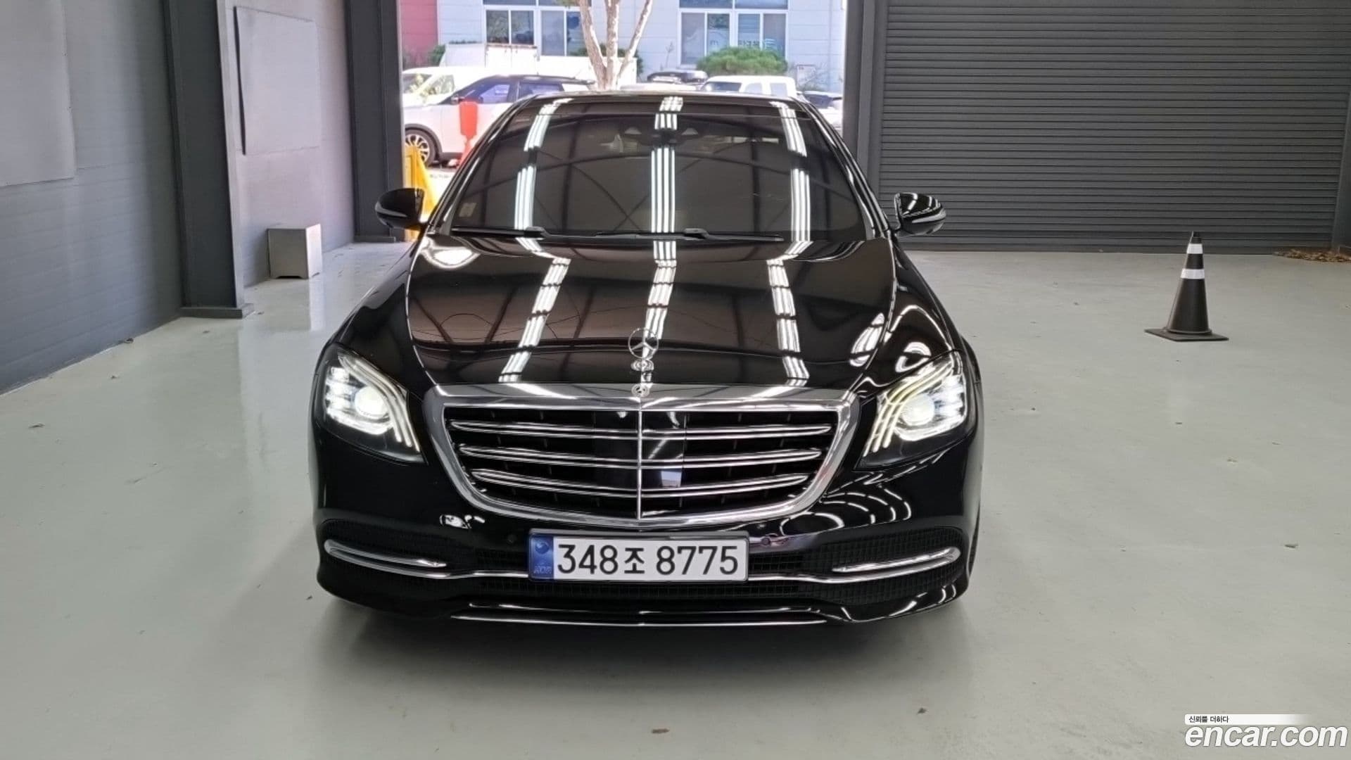 Main__Slider__Photo:S-Class Mercedes-Benz 2019.3-0