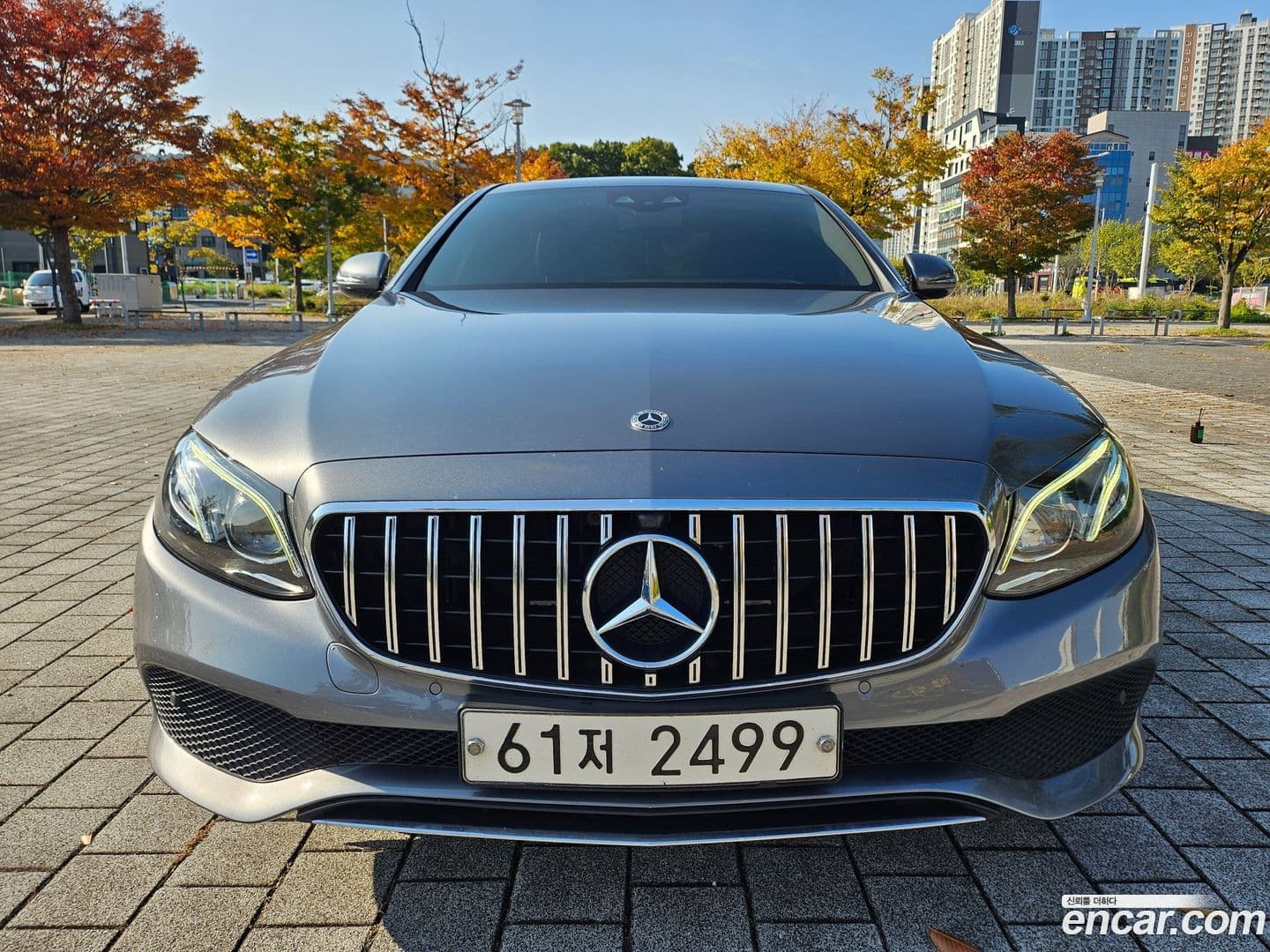 Main__Slider__Photo:E-Class Mercedes-Benz 2018.7-0