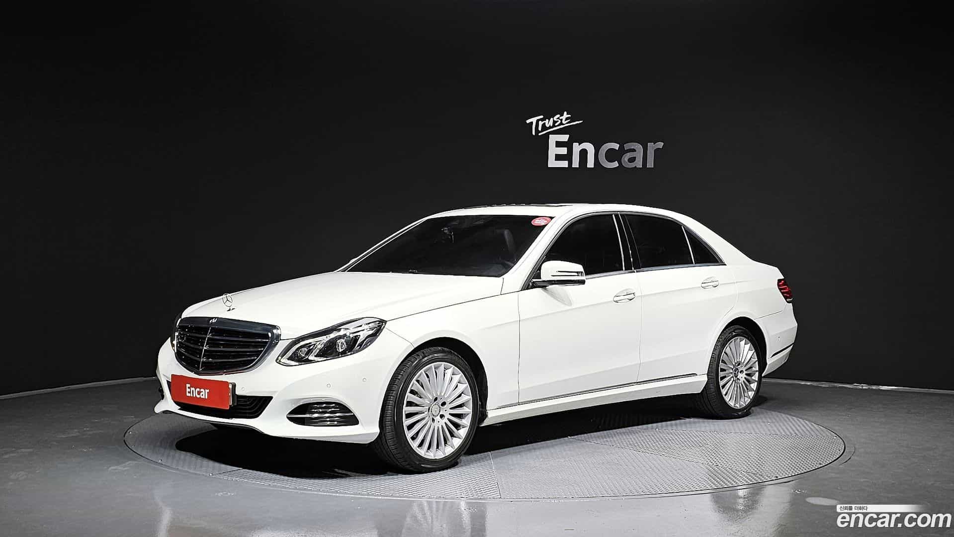 E-Class Mercedes-Benz 2016.0-OUTER-001