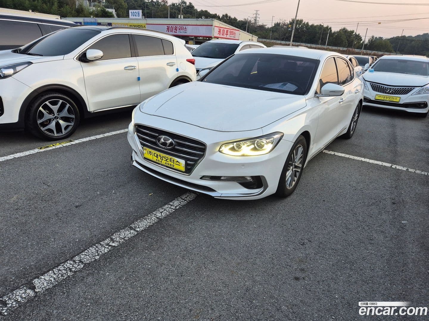 Main__Slider__Photo:Grandeur Hyundai 2017.5-0