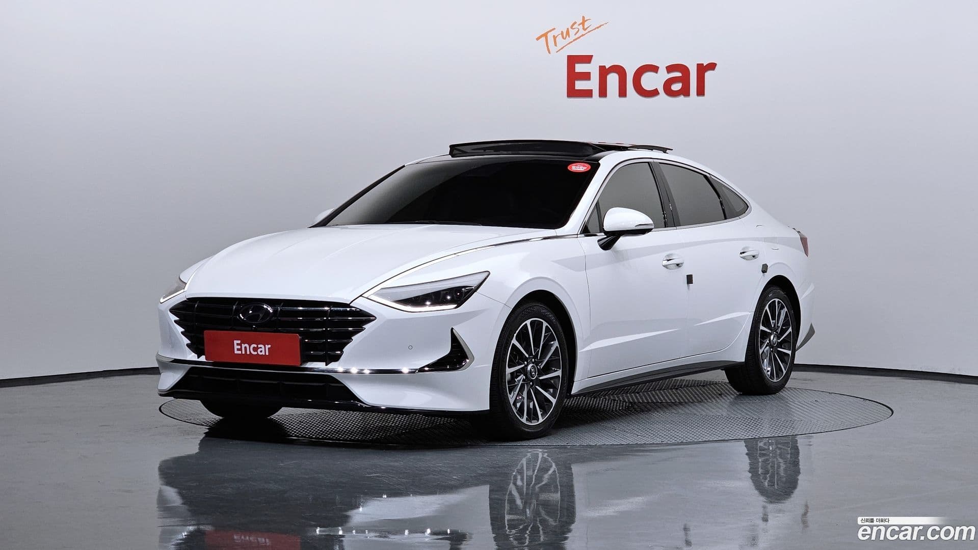 Main__Slider__Photo:Sonata Hyundai 2021.5-0