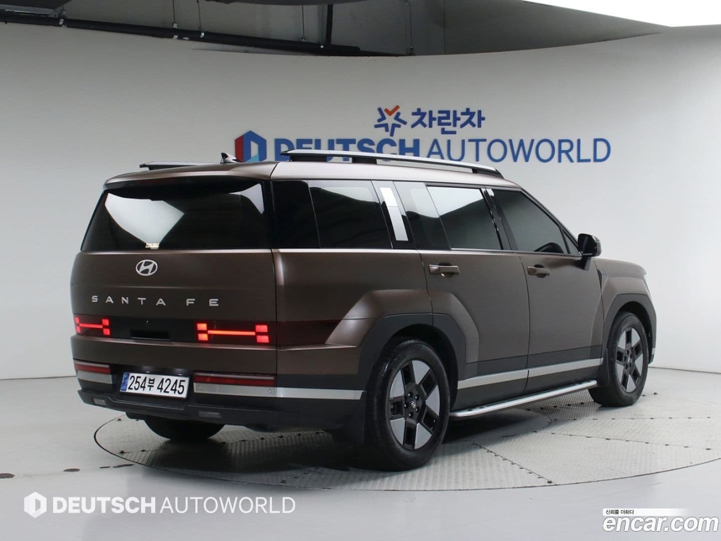 Main__Slider__Photo:Santafe Hyundai 2024.2-0