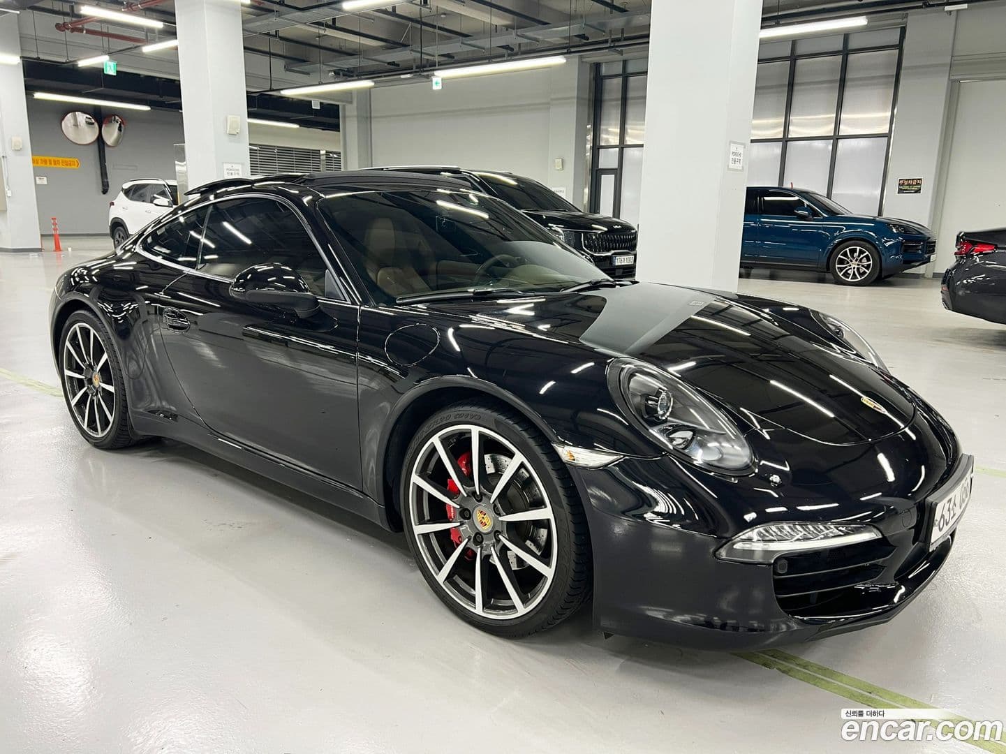 Main__Slider__Photo:911 Porsche 2013.11-0