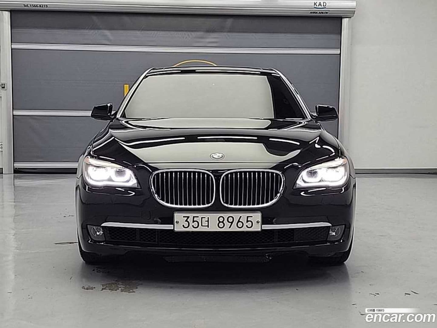 Main__Slider__Photo:7-Series BMW 2009.1-0