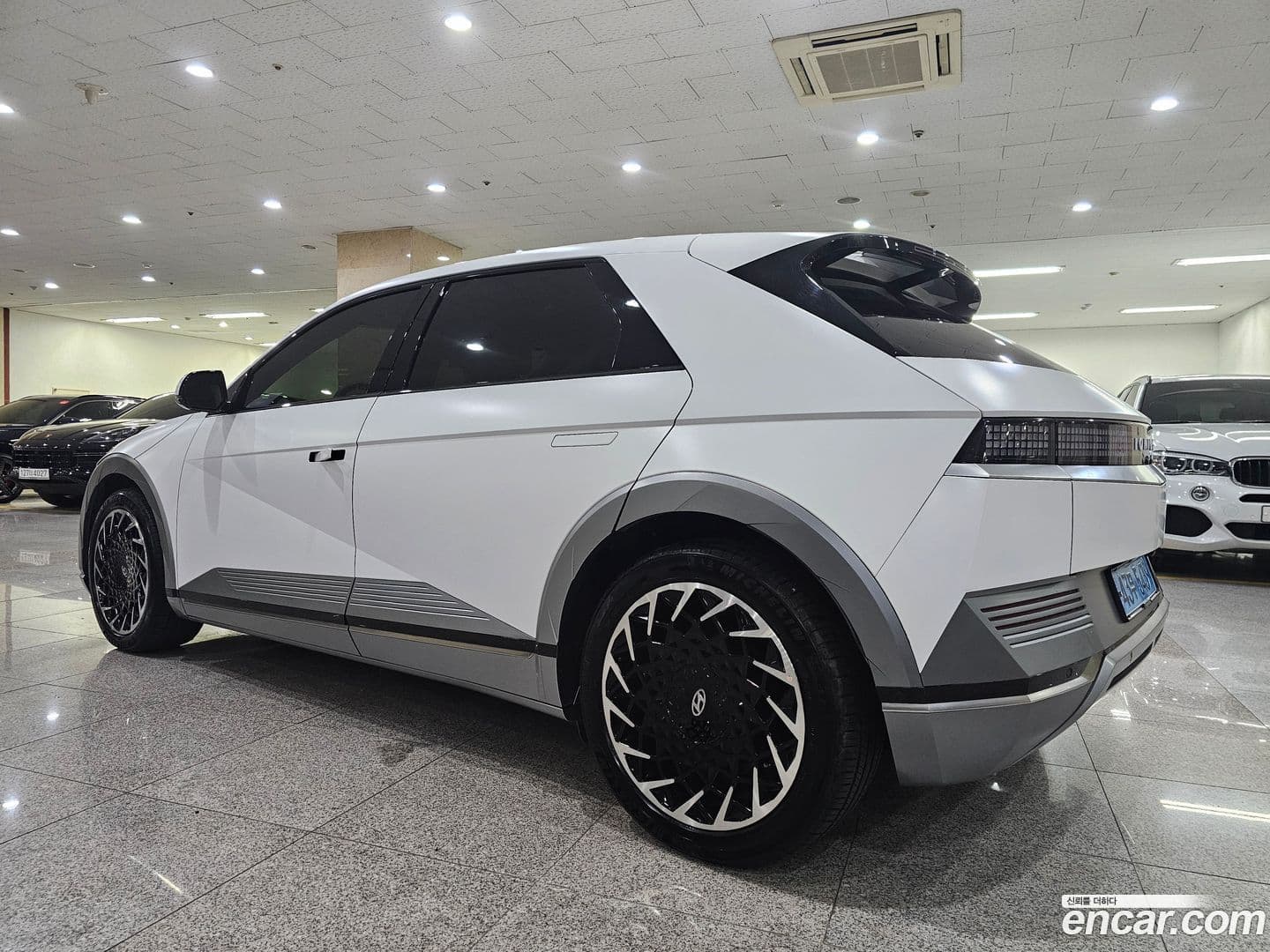 Main__Slider__Photo:Ioniq5 Hyundai 2023.11-0