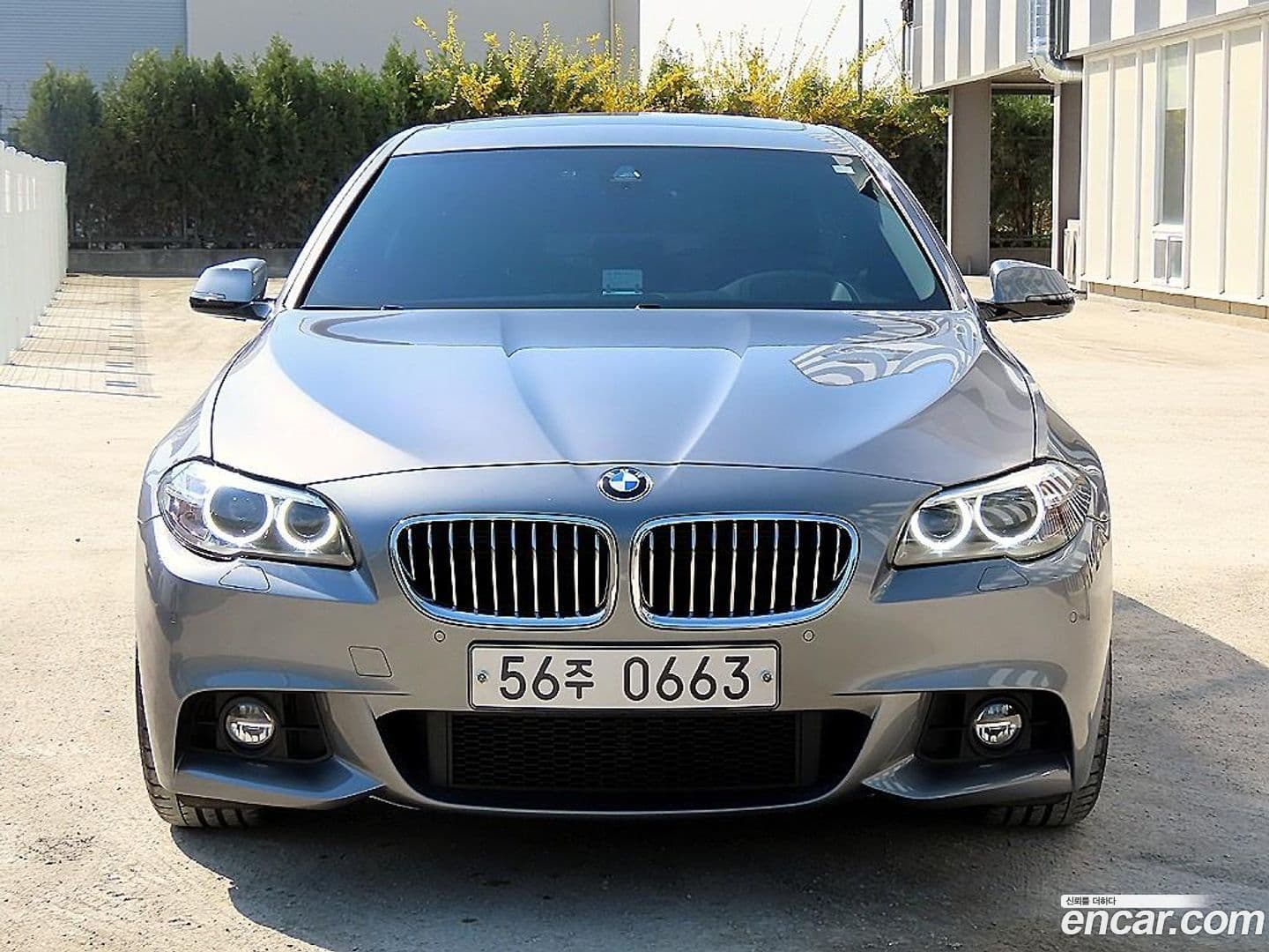 Main__Slider__Photo:5-Series BMW 2015.11-0