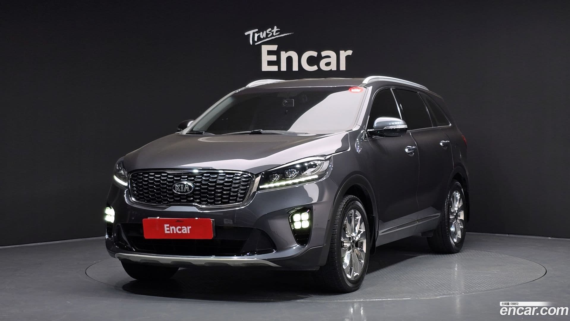 Main__Slider__Photo:Sorento Kia 2018.3-0