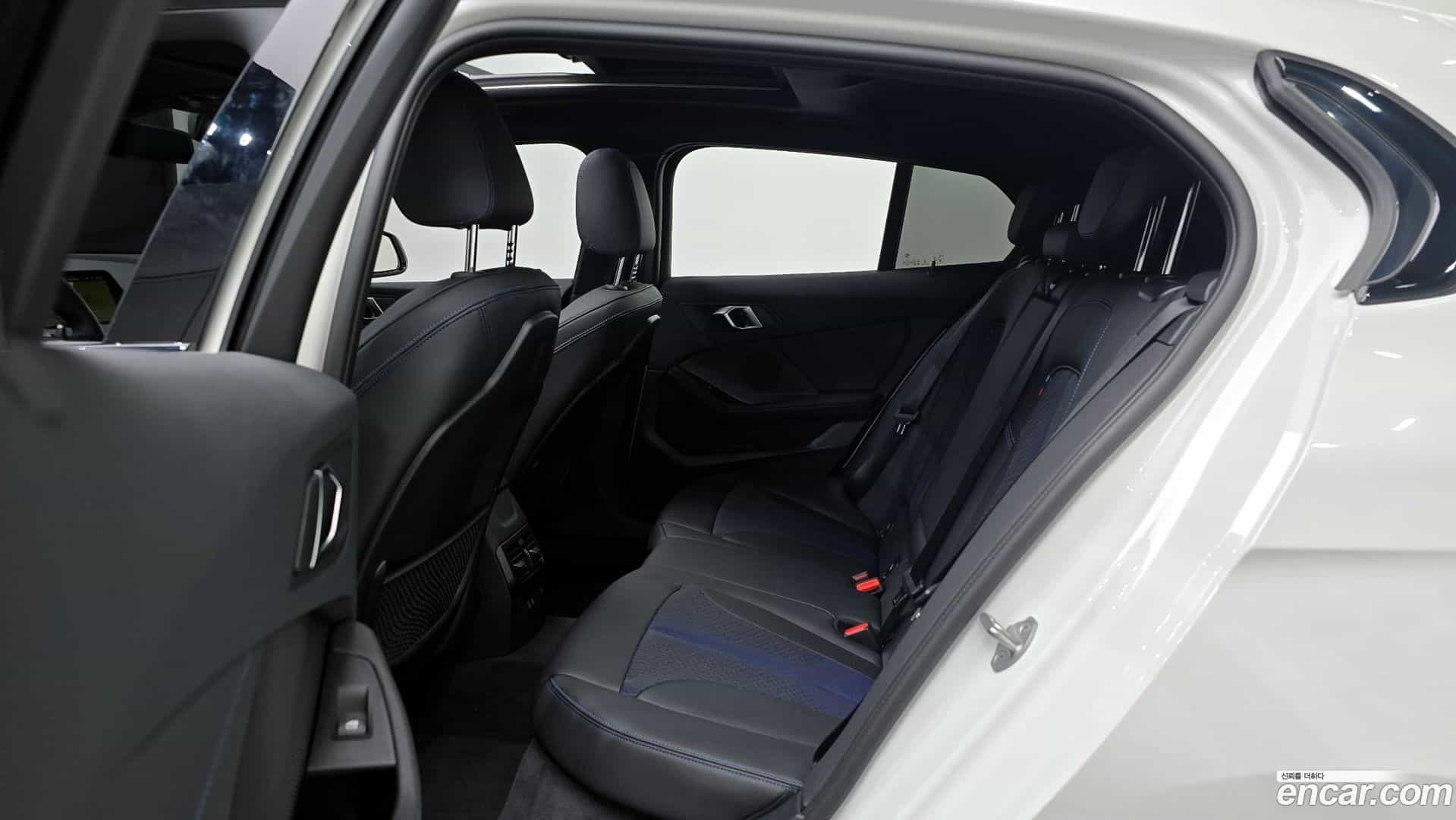 1-Series BMW 2024.7-OPTION-016