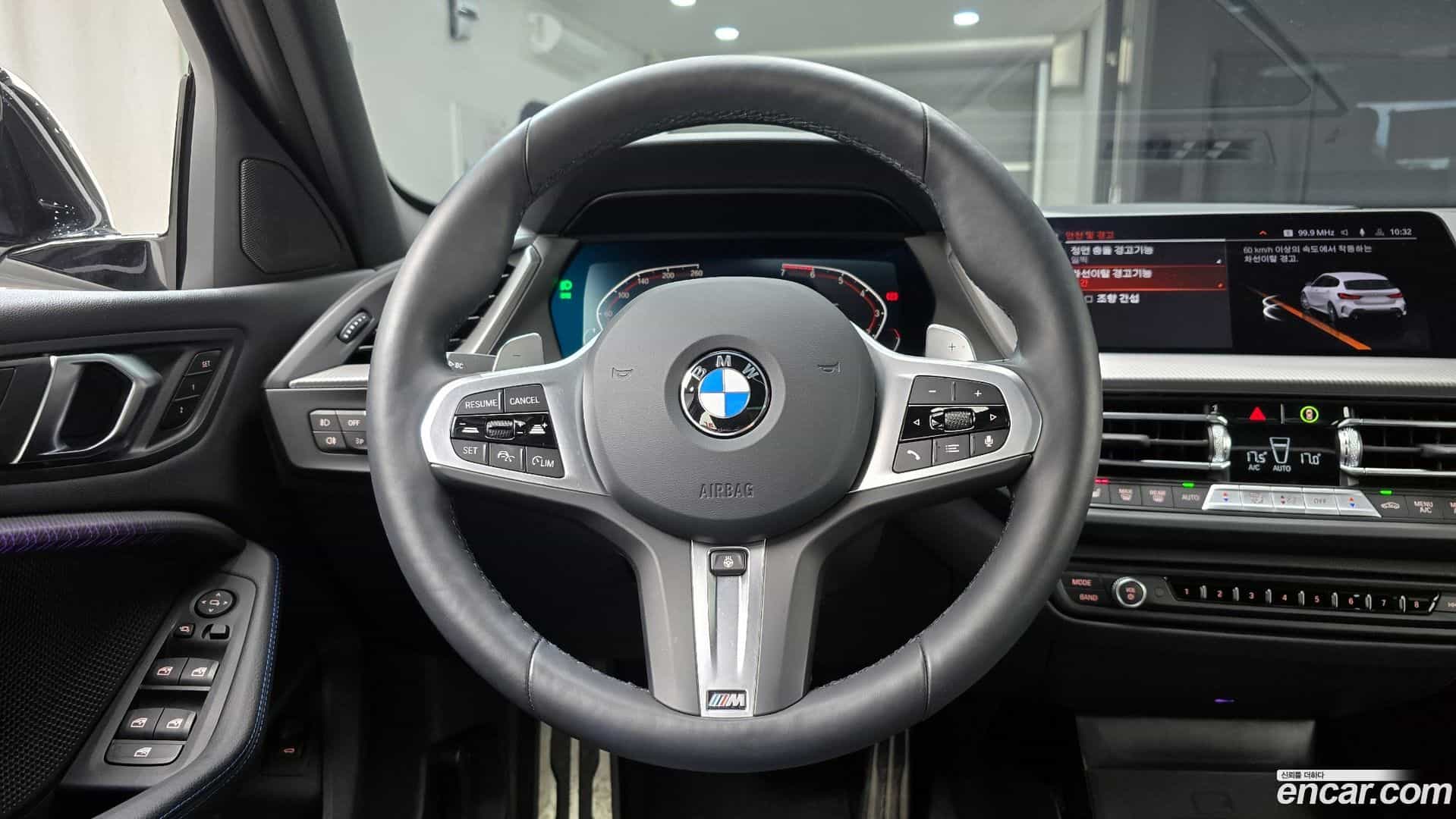 1-Series BMW 2024.7-OPTION-017