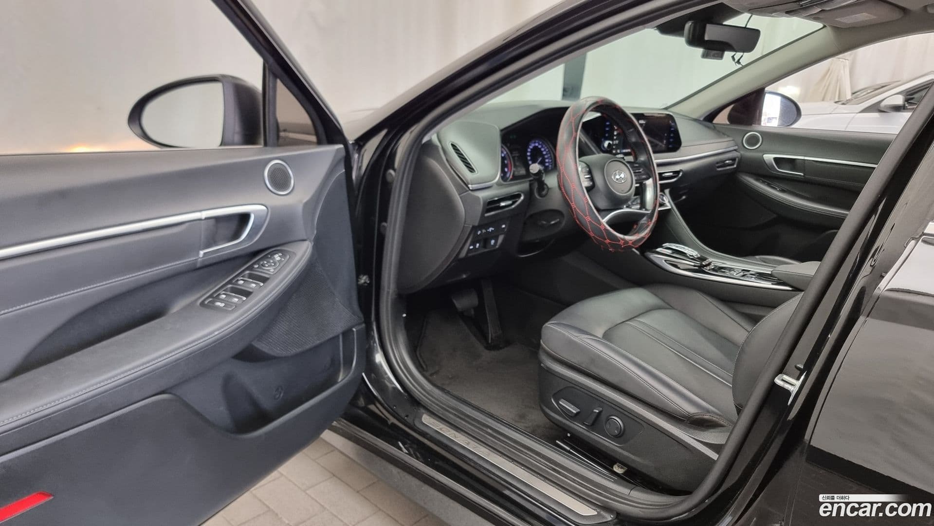 Main__Slider__Photo:Sonata Hyundai 2021.7-9