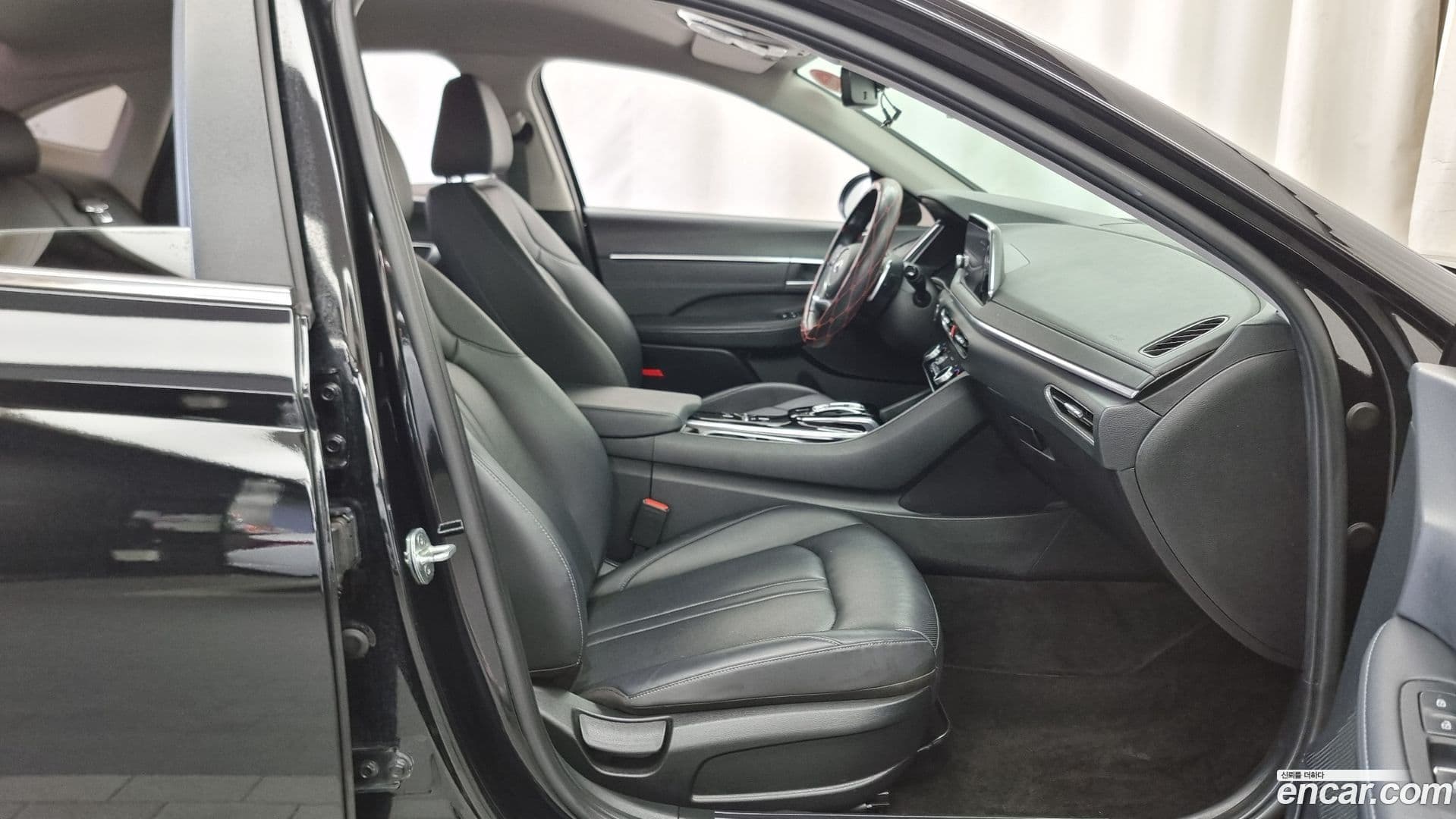 Main__Slider__Photo:Sonata Hyundai 2021.7-10