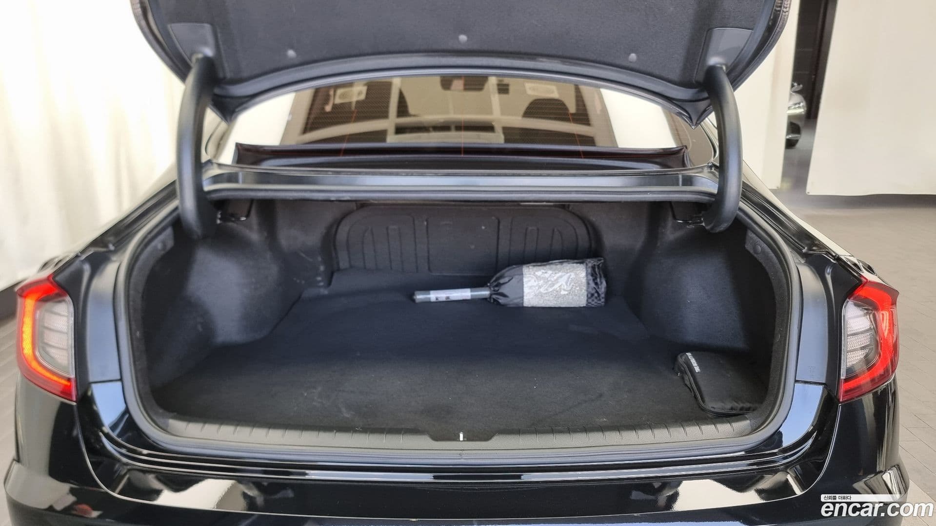 Main__Slider__Photo:Sonata Hyundai 2021.7-19