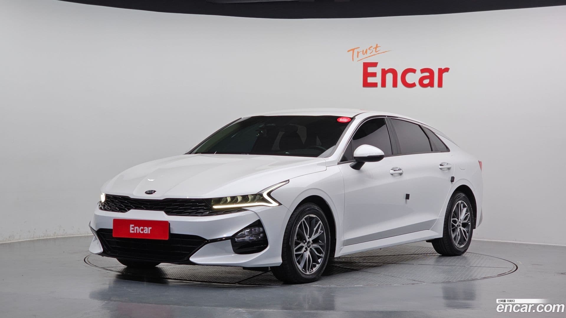 Main__Slider__Photo:K5 Kia 2020.1-0