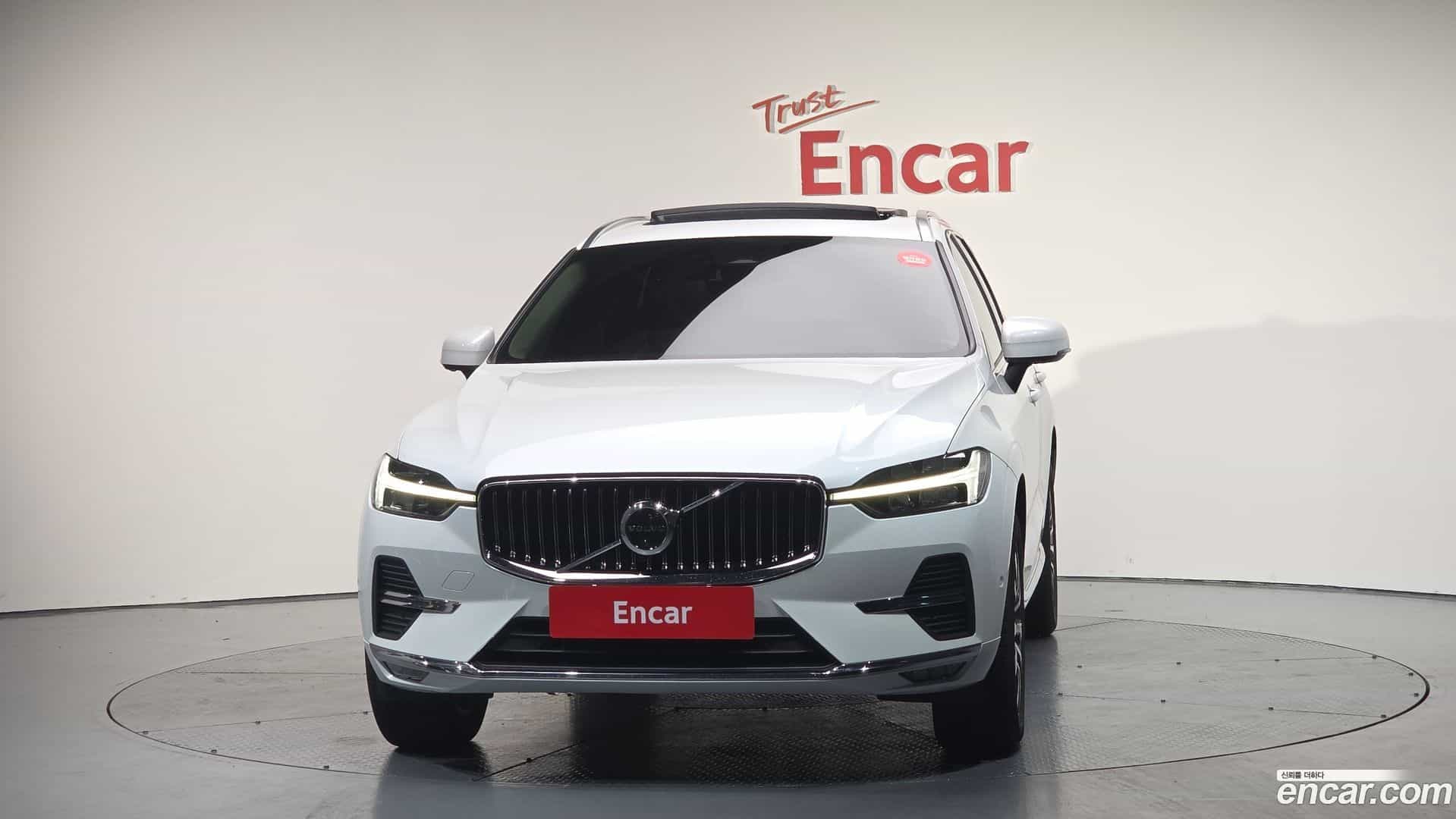 XC60 Volvo 2022.8-OUTER-003