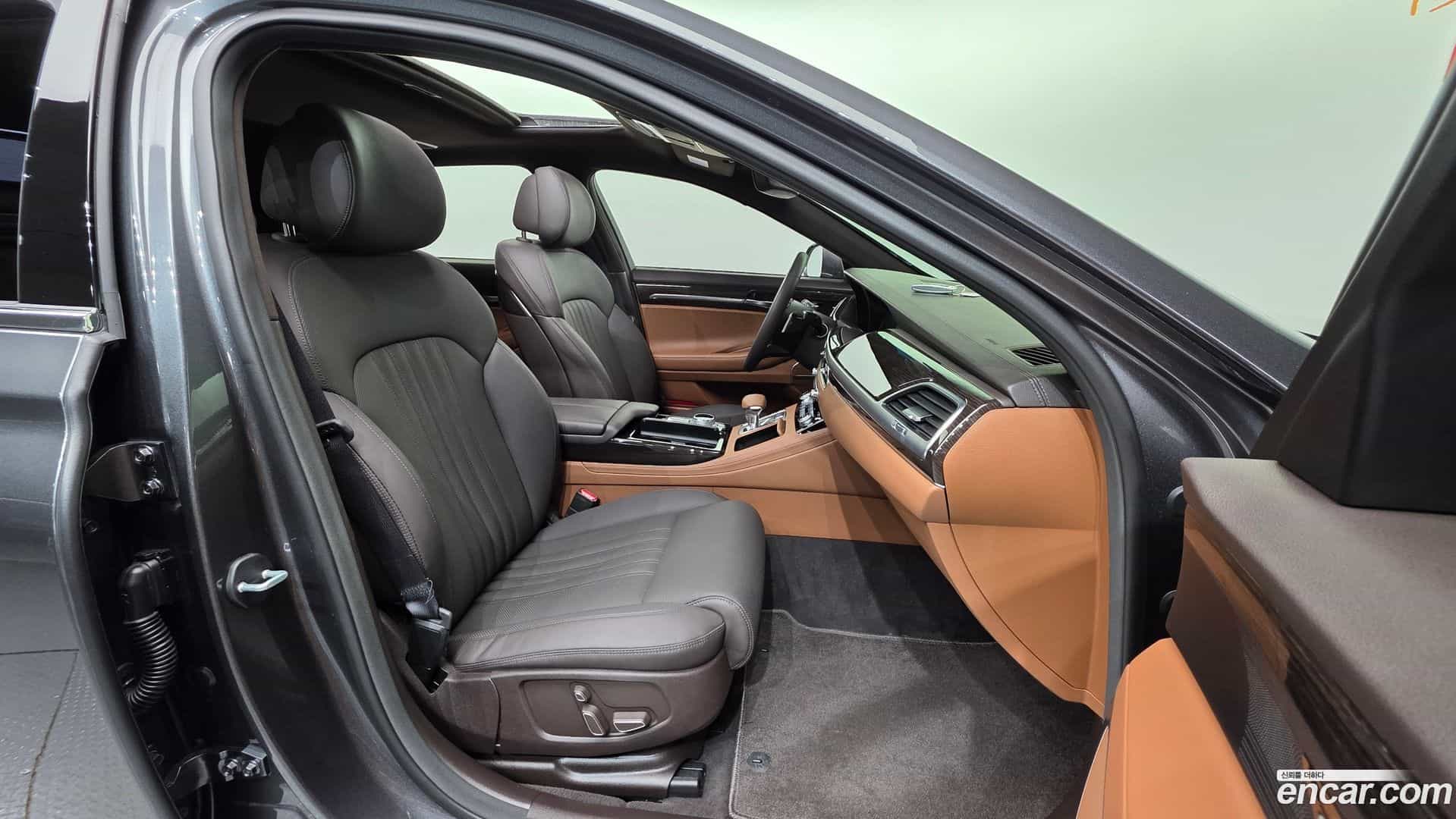 G90 Genesis 2019.4-INNER-010
