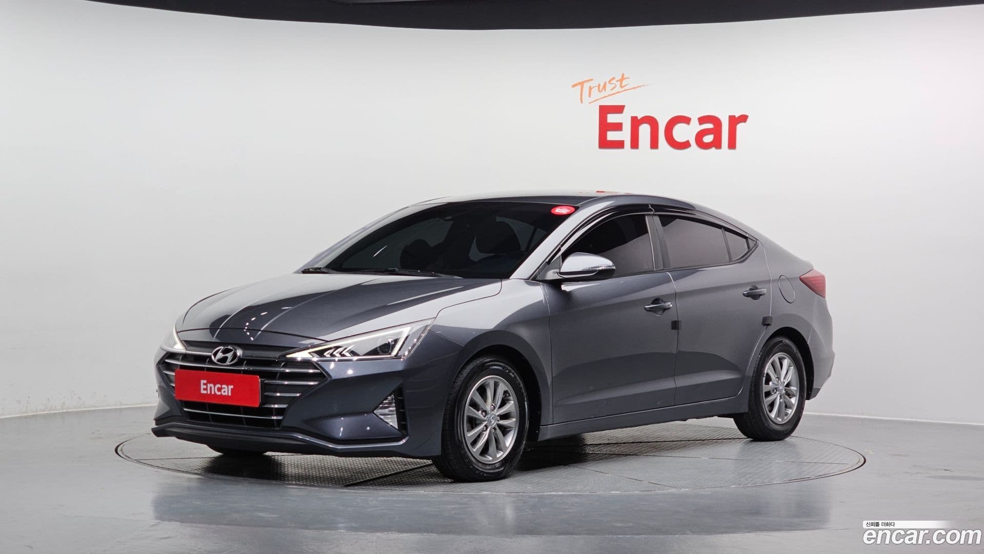 Main__Slider__Photo:AVANTE Hyundai 2019.9-0
