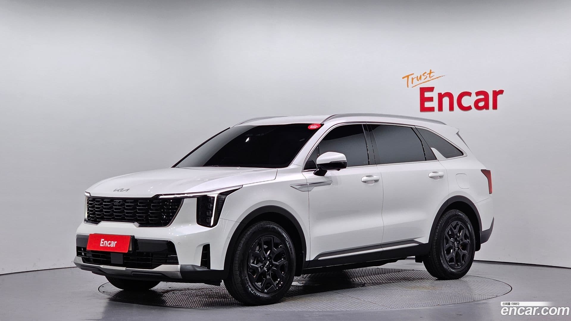 Main__Slider__Photo:Sorento Kia 2023.9-0