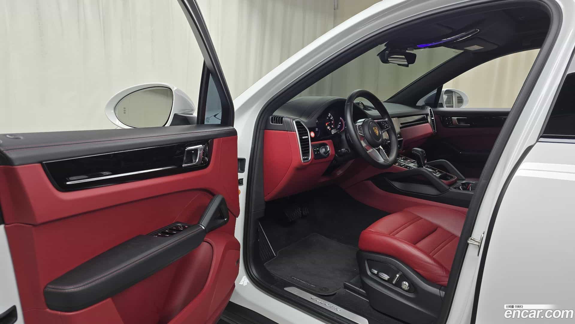 Cayenne Porsche 2021.5-INNER-010