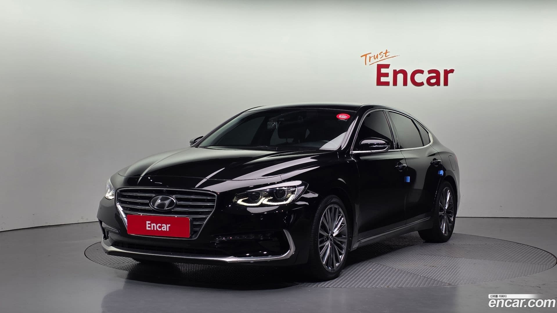 Main__Slider__Photo:Grandeur Hyundai 2019.0-0