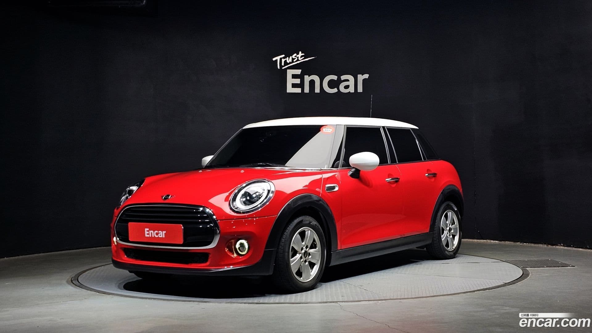 Main__Slider__Photo:Cooper Mini 2020.11-0