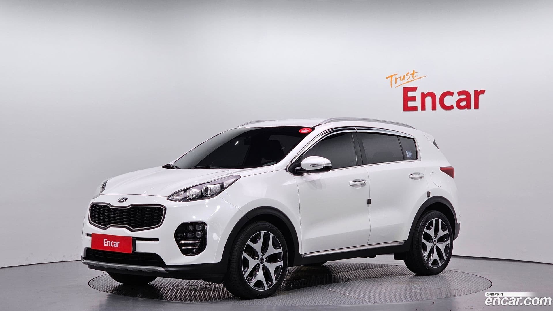 Main__Slider__Photo:Sportage Kia 2017.9-0