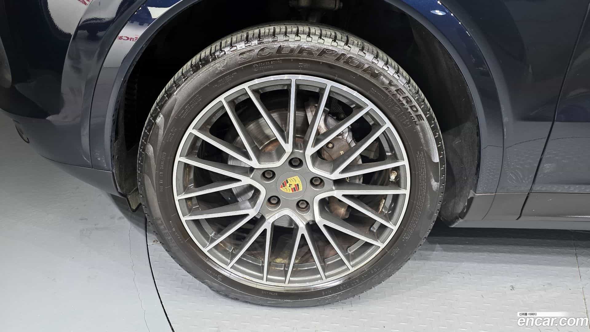 Cayenne Porsche 2019.2-OUTER-005