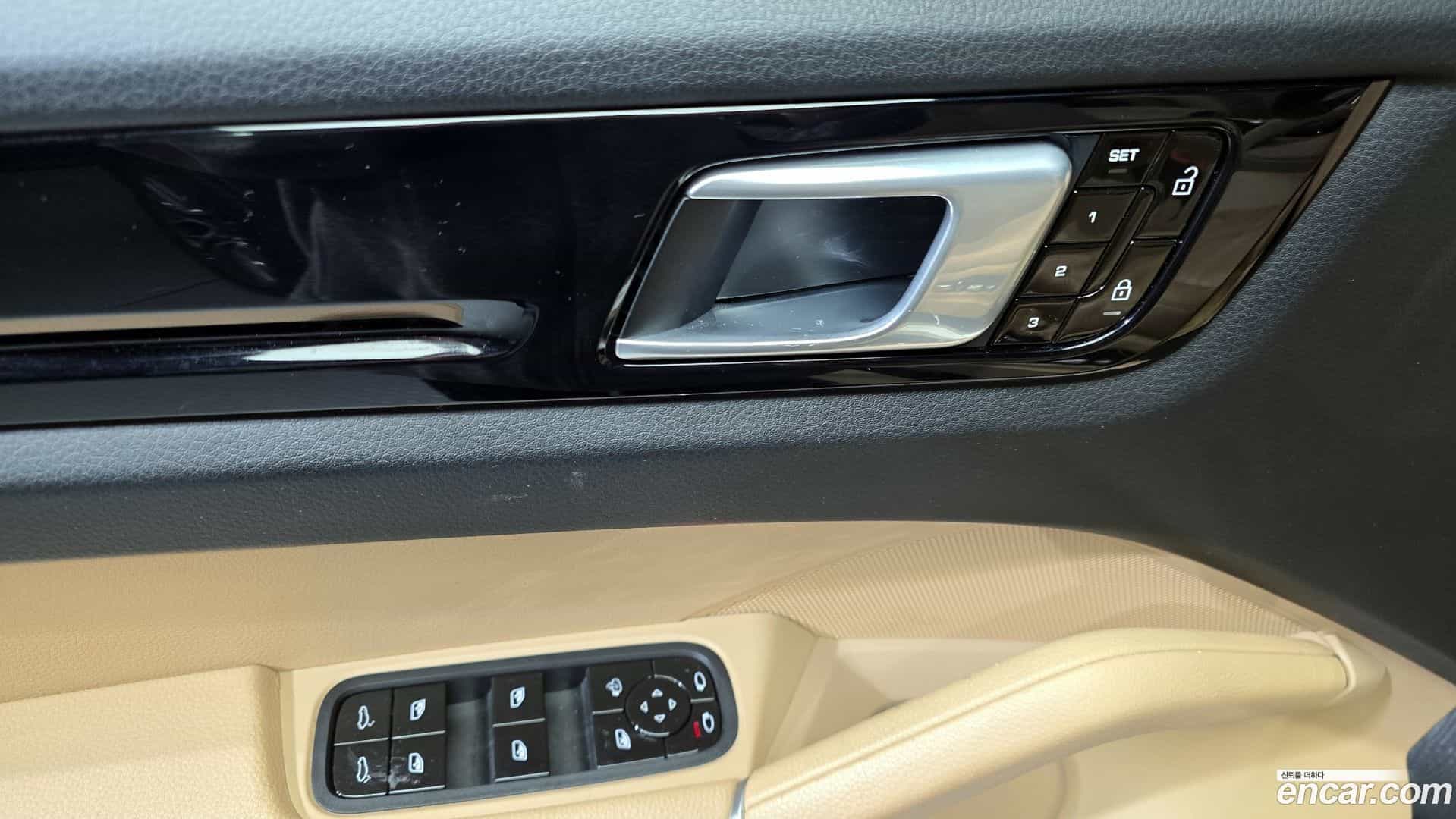 Cayenne Porsche 2019.2-OPTION-018