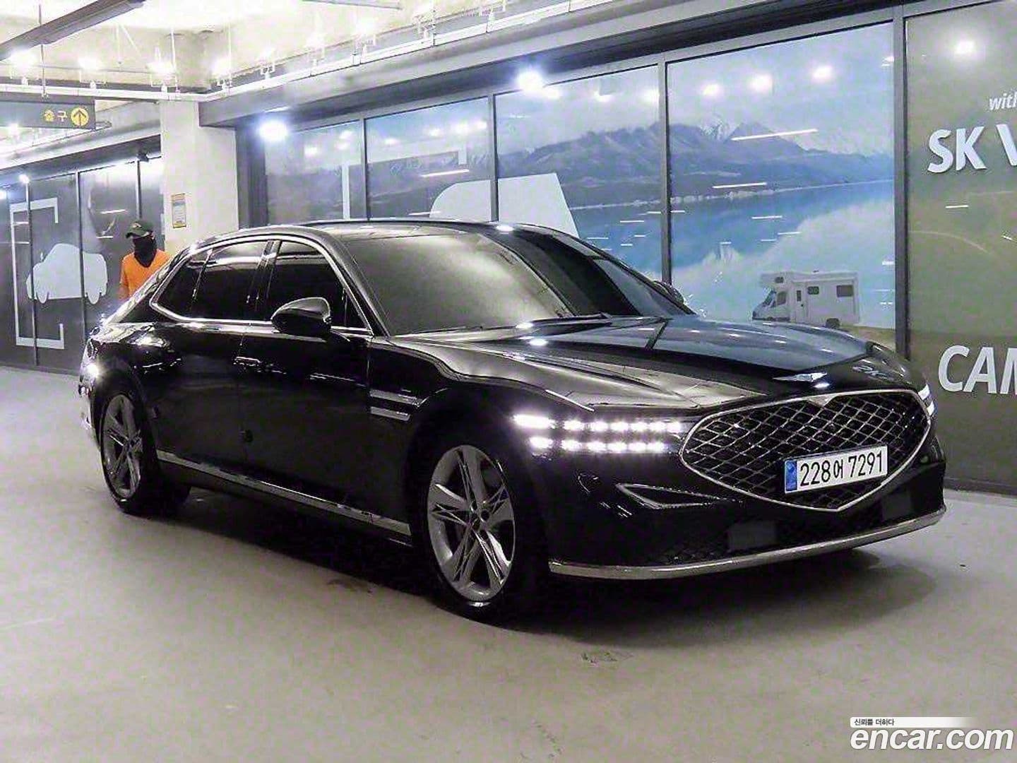 Main__Slider__Photo:G90 Genesis 2022.9-0