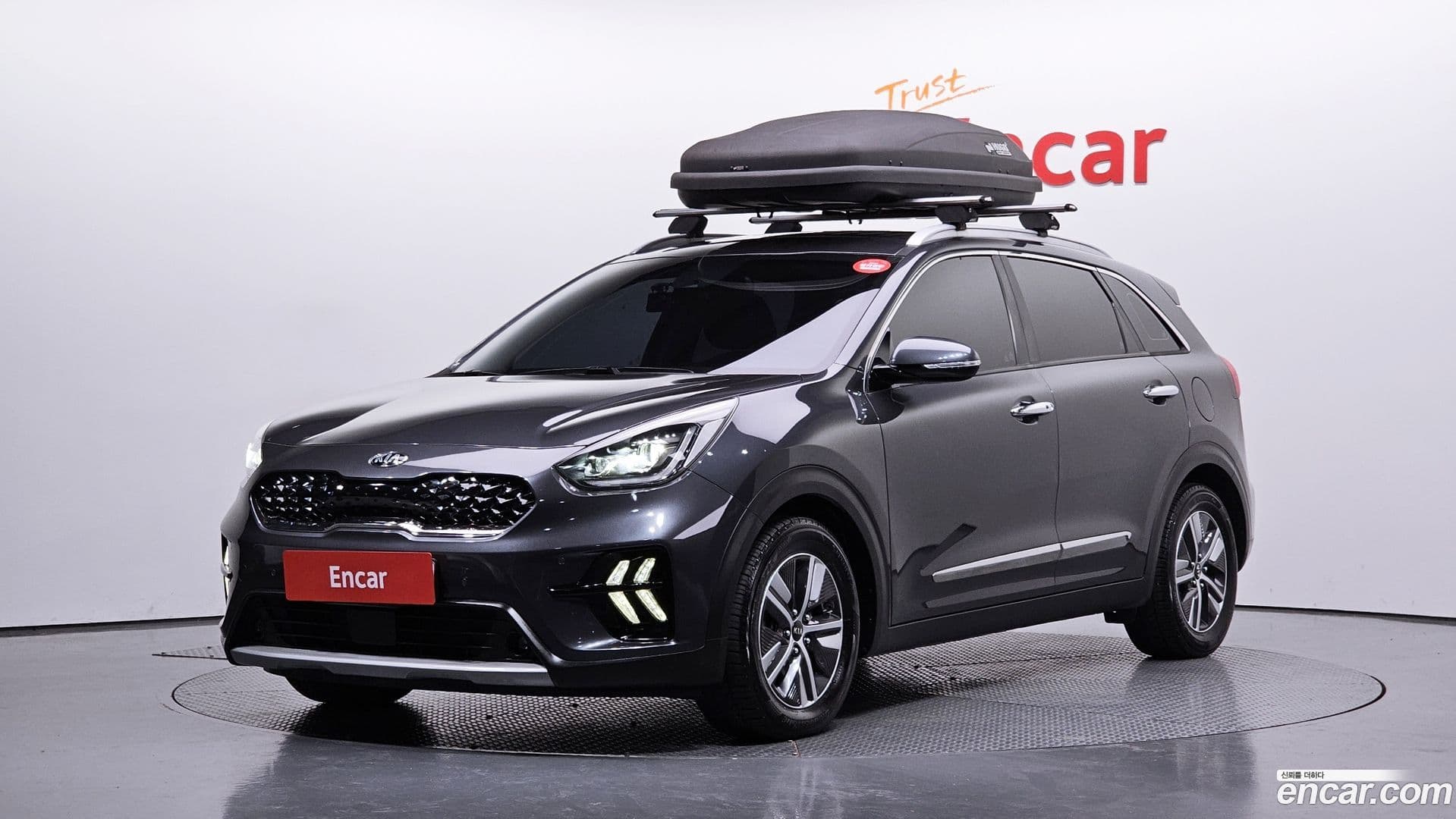 Main__Slider__Photo:Niro Kia 2019.11-0