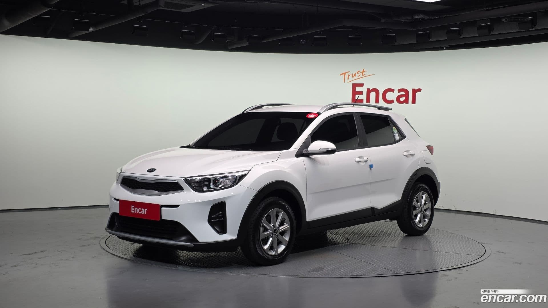 Main__Slider__Photo:Stonic Kia 2019.8-0