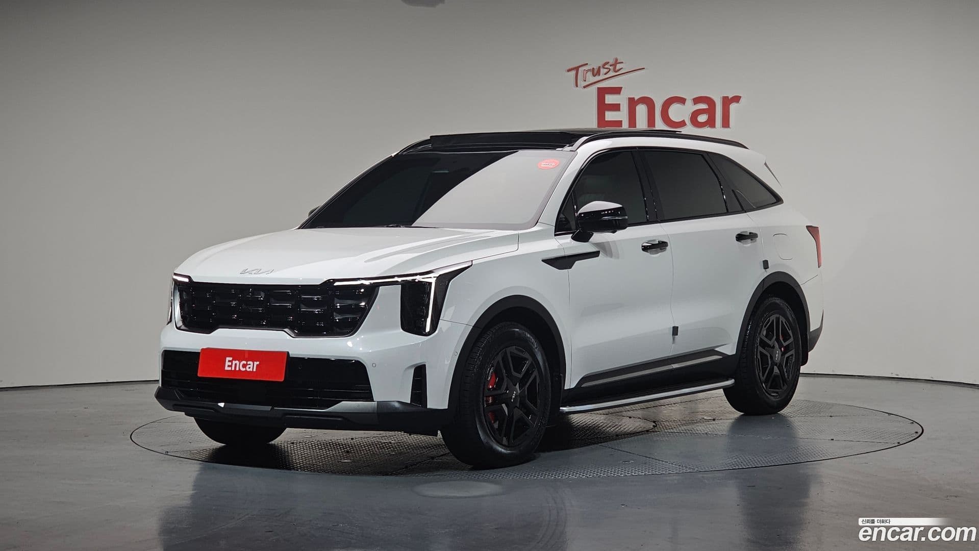 Main__Slider__Photo:Sorento Kia 2024.3-0