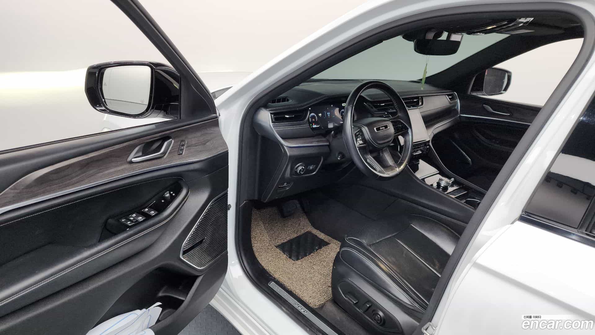 Cherokee Jeep 2021.11-INNER-010