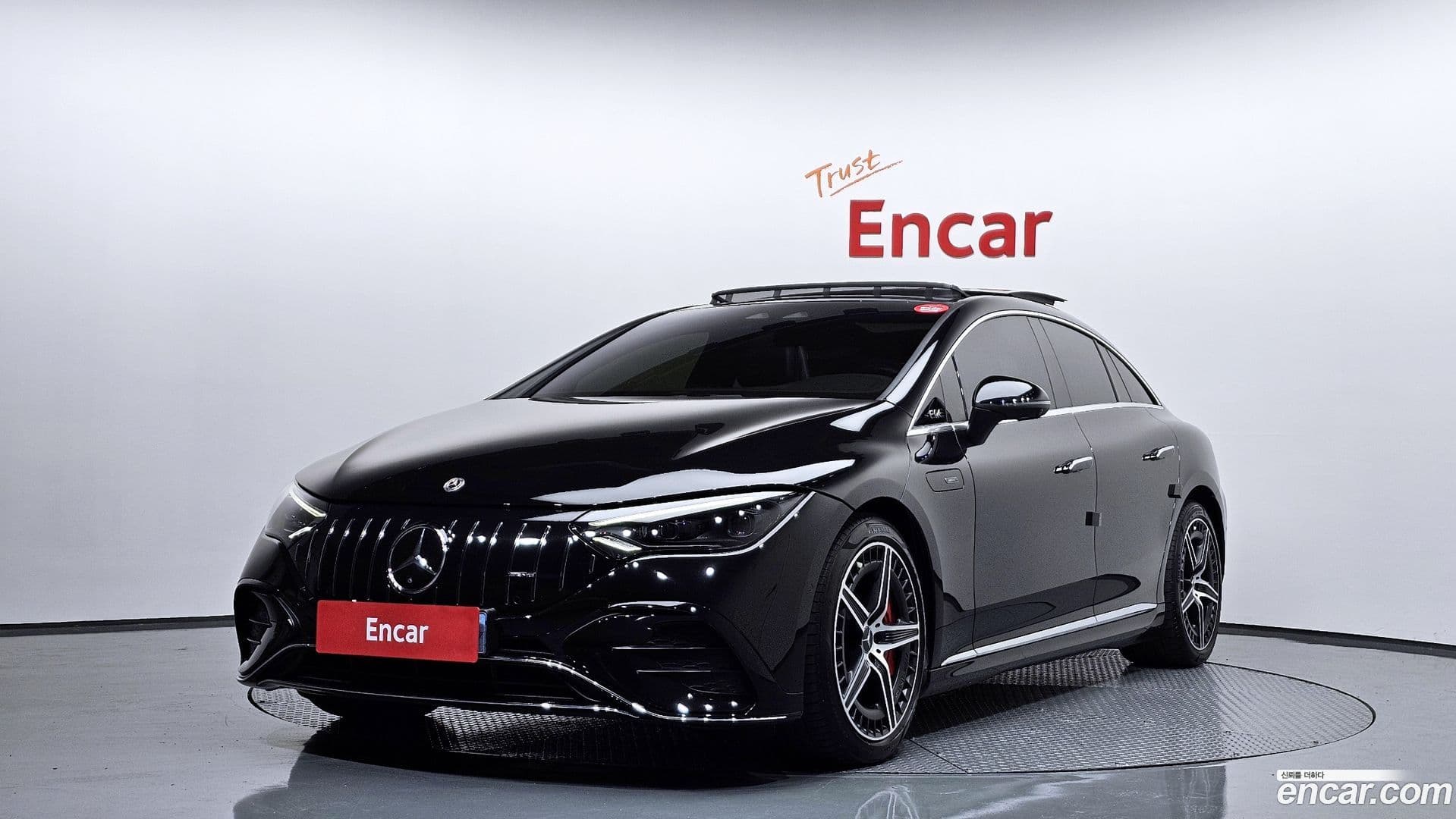 Main__Slider__Photo:EQE Mercedes-Benz 2023.11-0