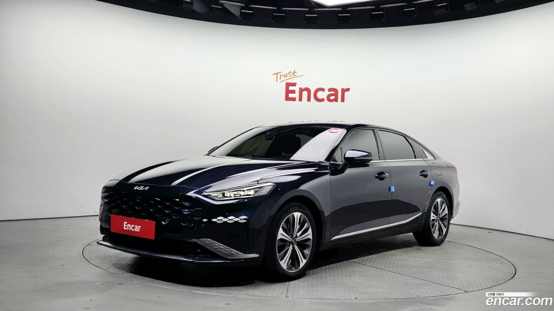 Main__Slider__Photo:K8 Kia 2021.10-0