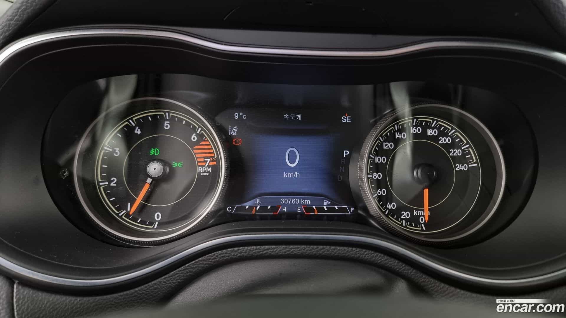 Cherokee Jeep 2022.11-INNER-008