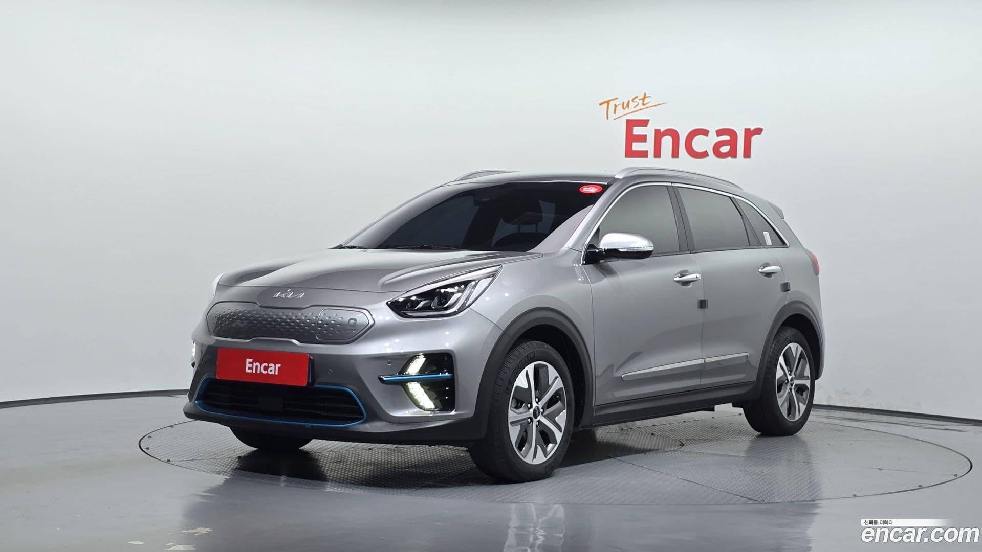 Main__Slider__Photo:Niro Kia 2021.5-0