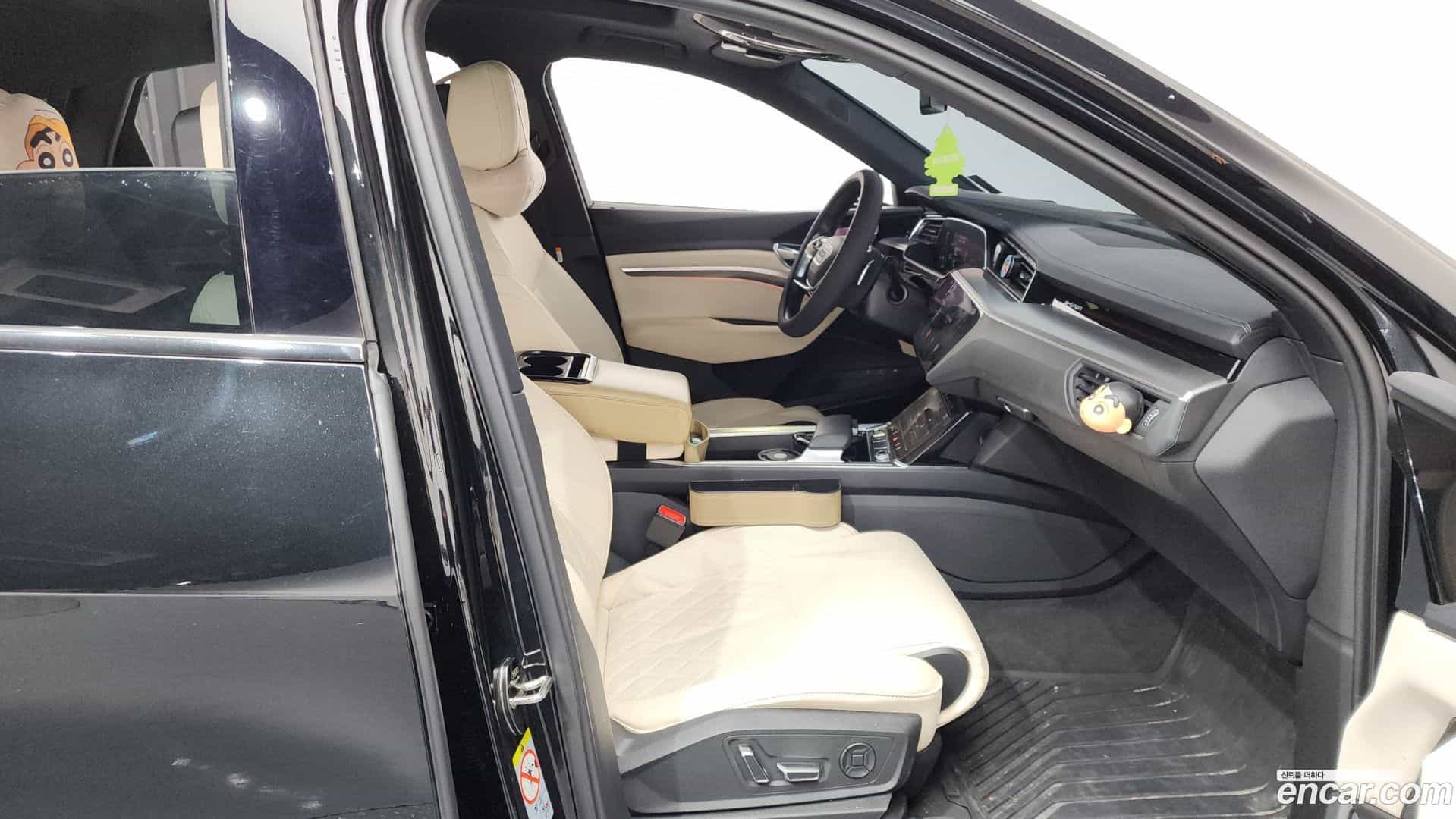 e-tron Audi 2021.9-OPTION-015