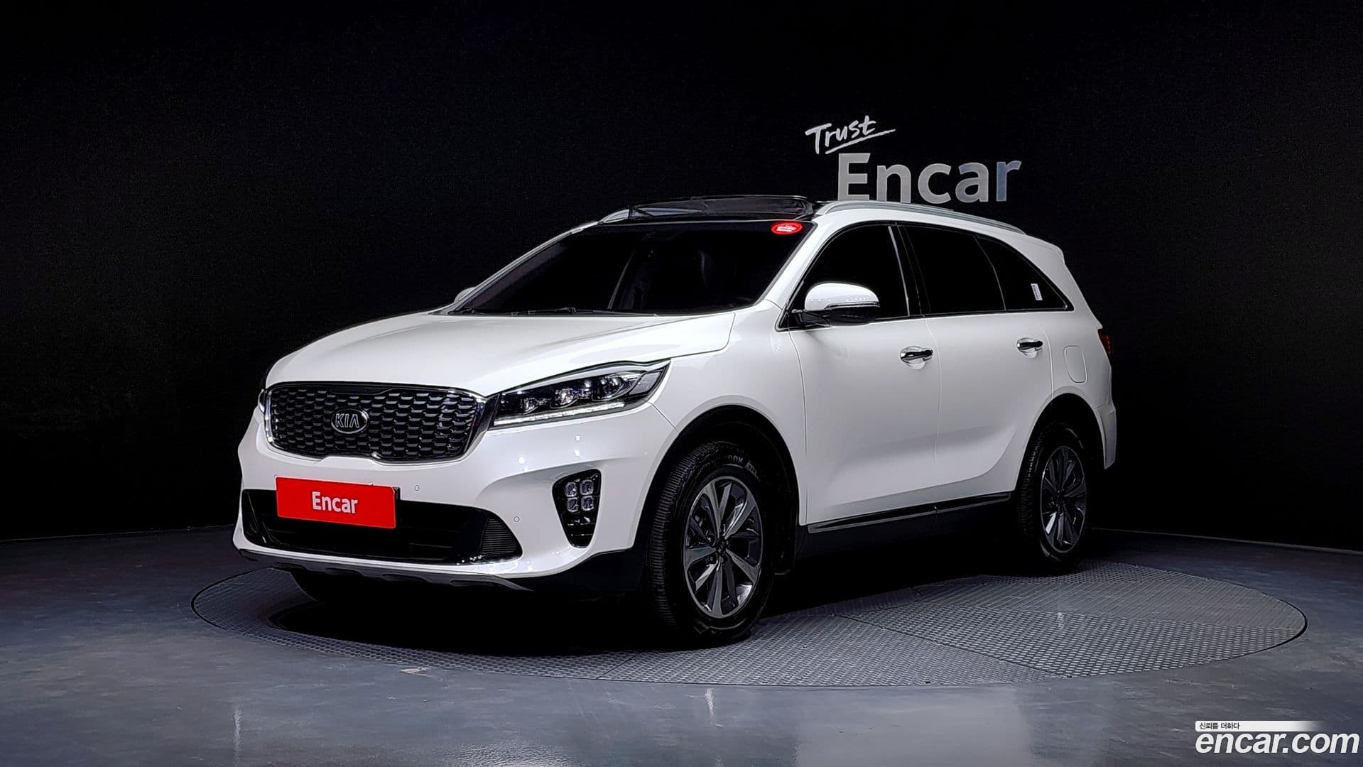 Main__Slider__Photo:Sorento Kia 2019.0-0